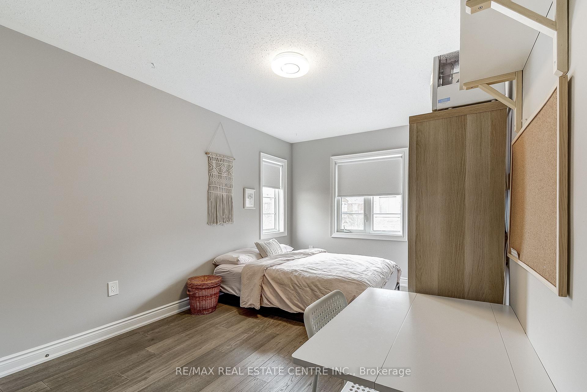 Photo 19 of 1578 Leger Way, Milton, Ford — HOMEH