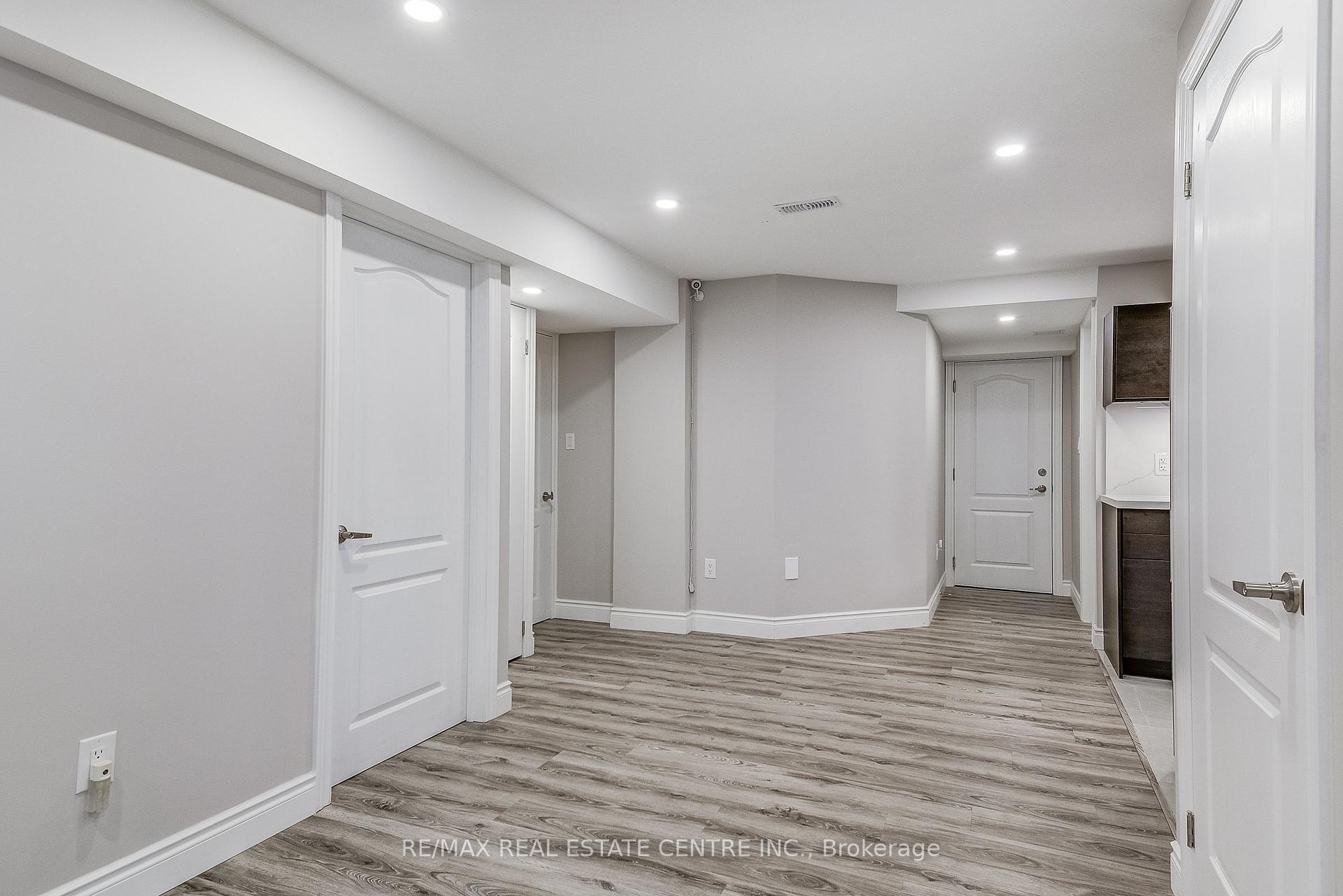 Photo 33 of 1578 Leger Way, Milton, Ford — HOMEH