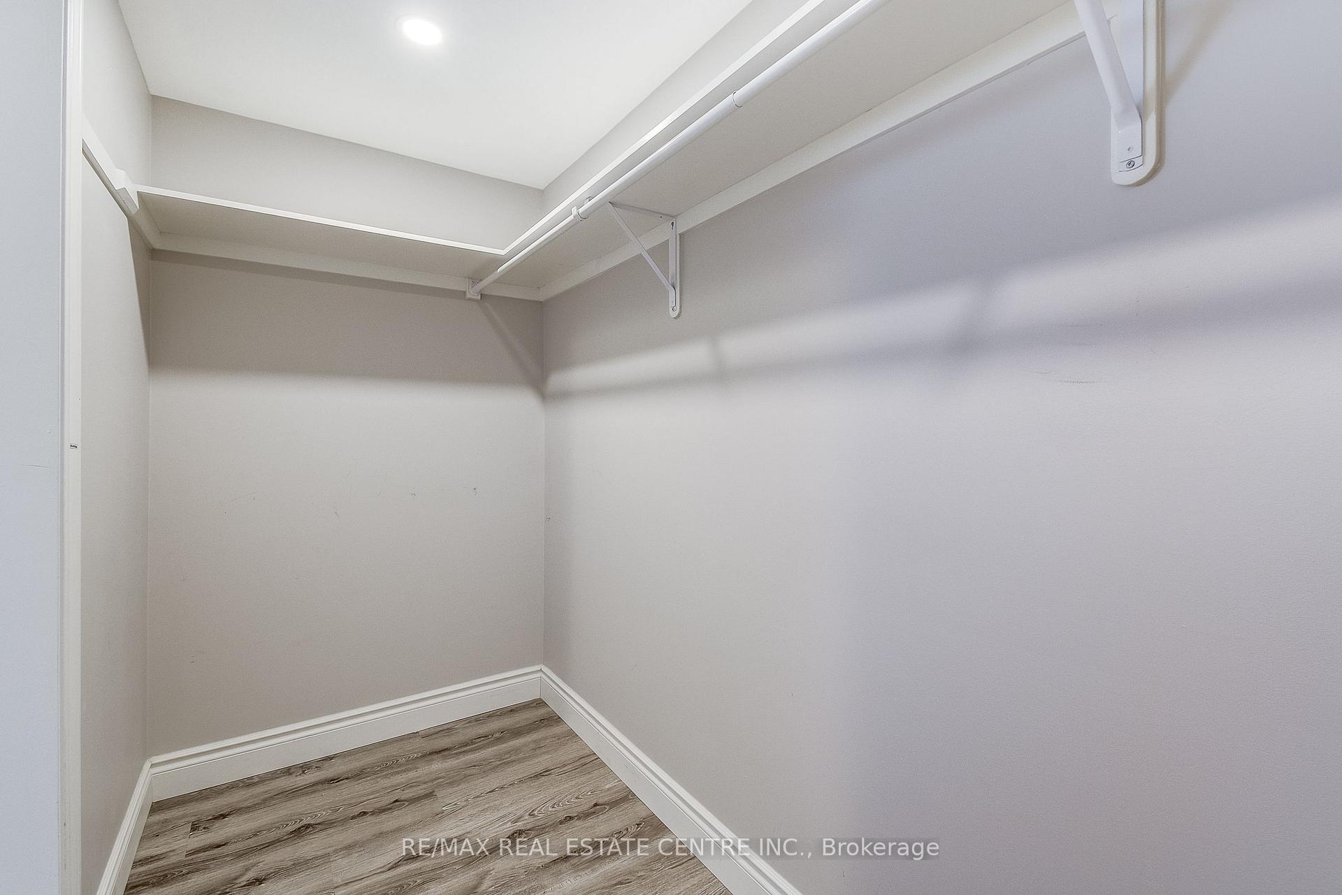 Photo 35 of 1578 Leger Way, Milton, Ford — HOMEH