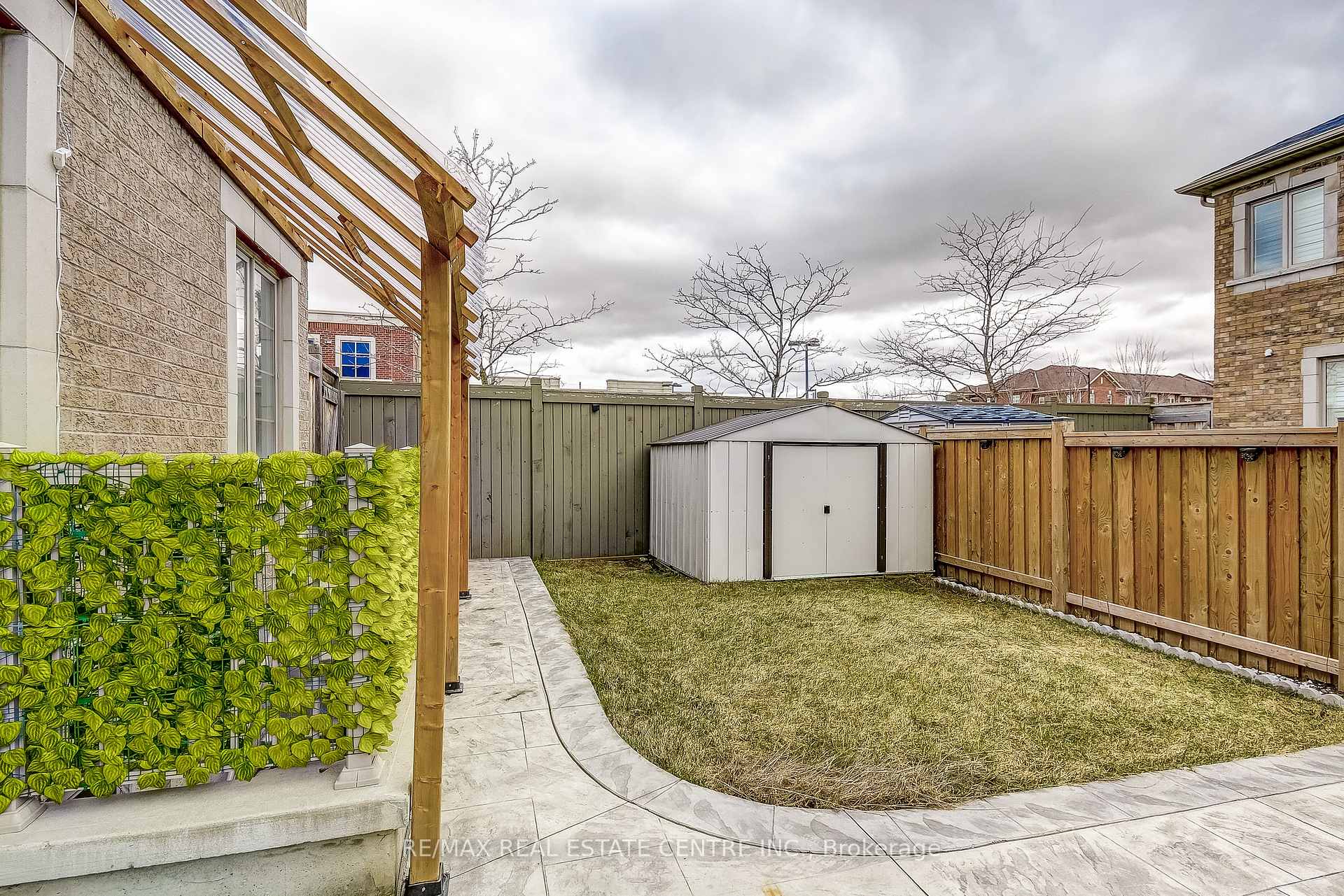 Photo 40 of 1578 Leger Way, Milton, Ford — HOMEH