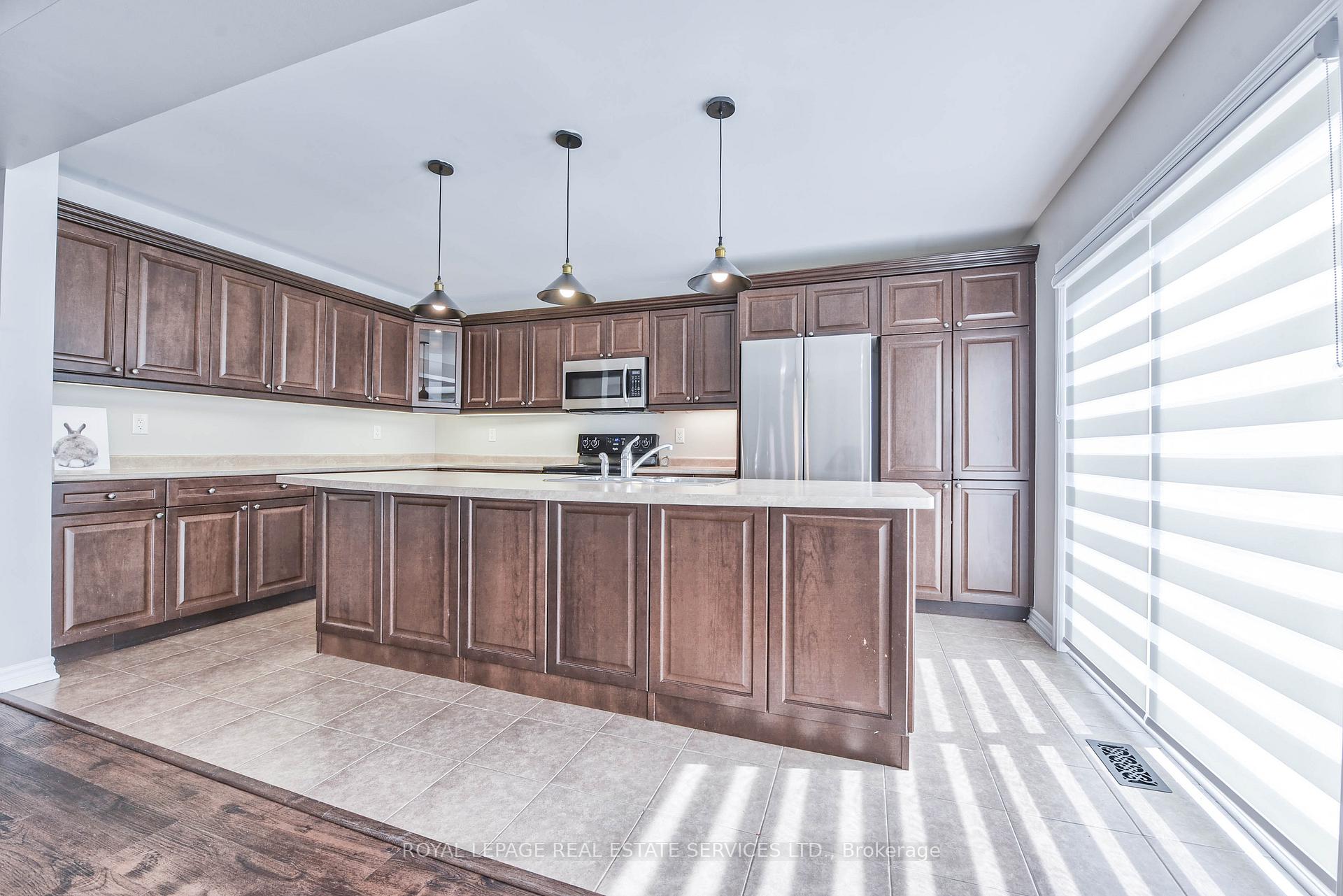 Photo 16 of 1020 Diefenbaker Street, Milton, Willmott — HOMEH