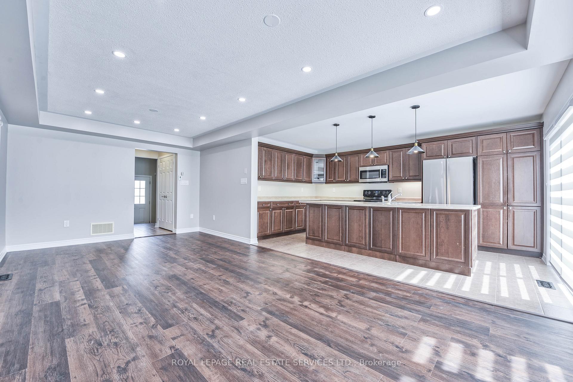 Photo 17 of 1020 Diefenbaker Street, Milton, Willmott — HOMEH