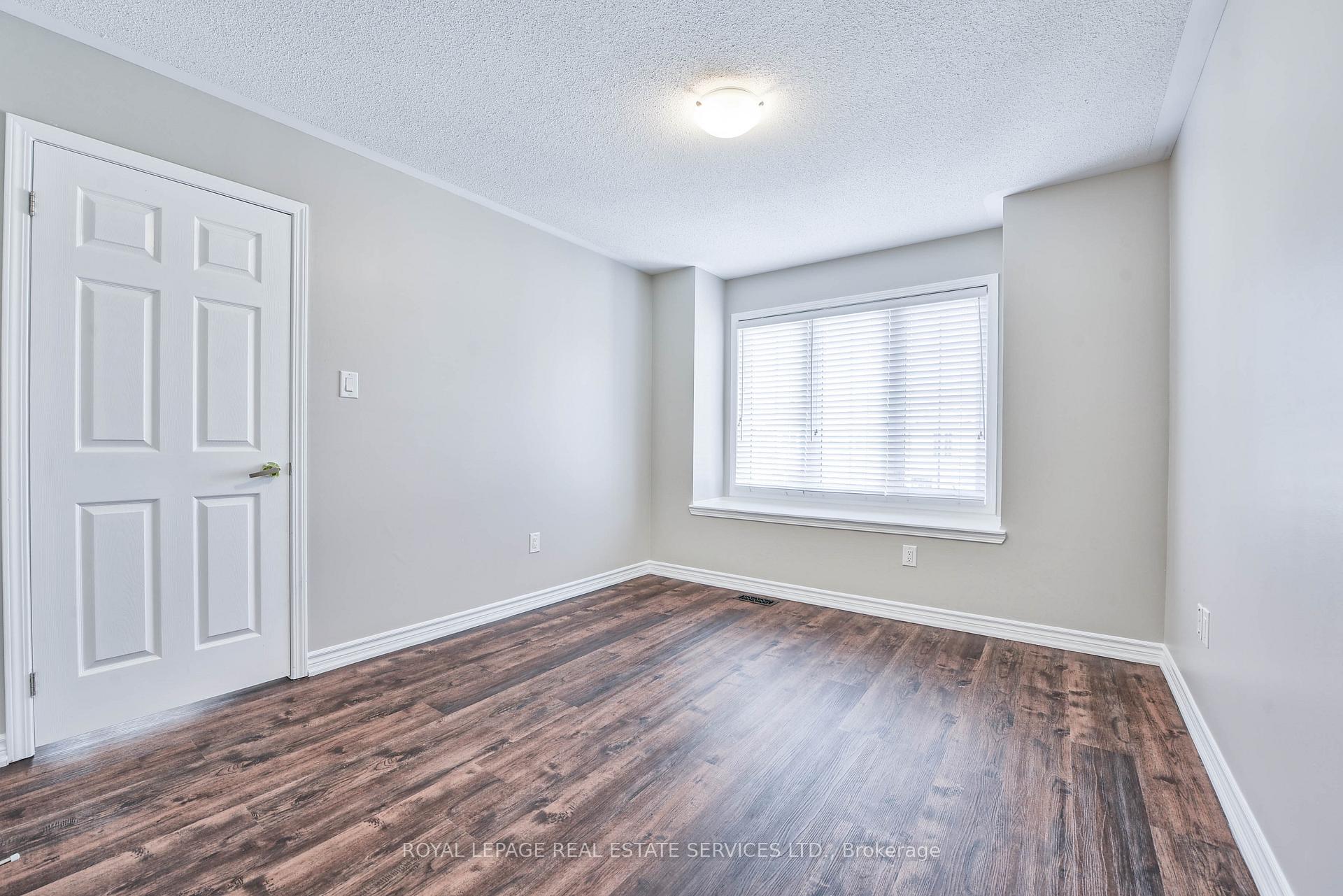 Photo 26 of 1020 Diefenbaker Street, Milton, Willmott — HOMEH