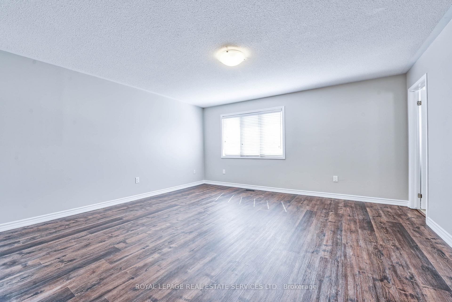 Photo 28 of 1020 Diefenbaker Street, Milton, Willmott — HOMEH