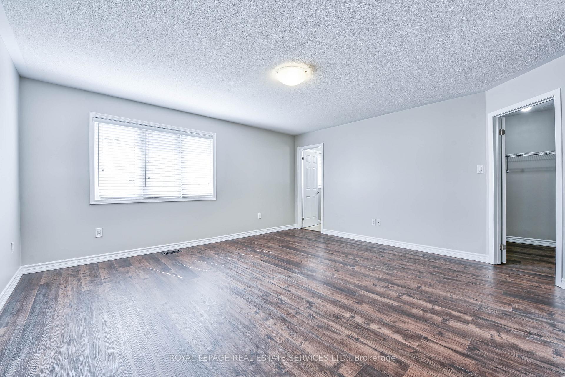 Photo 31 of 1020 Diefenbaker Street, Milton, Willmott — HOMEH