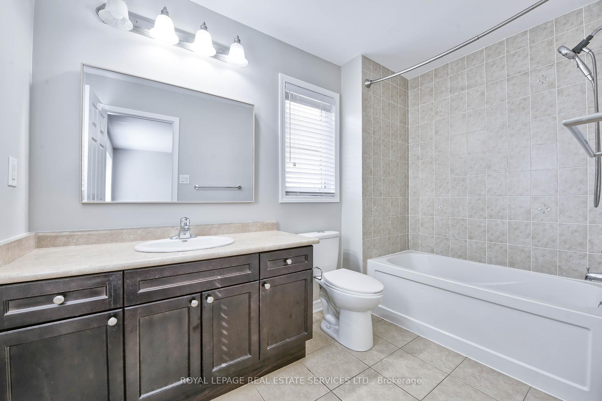 Photo 32 of 1020 Diefenbaker Street, Milton, Willmott — HOMEH