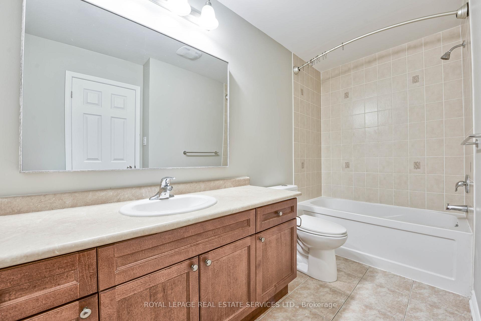 Photo 36 of 1020 Diefenbaker Street, Milton, Willmott — HOMEH