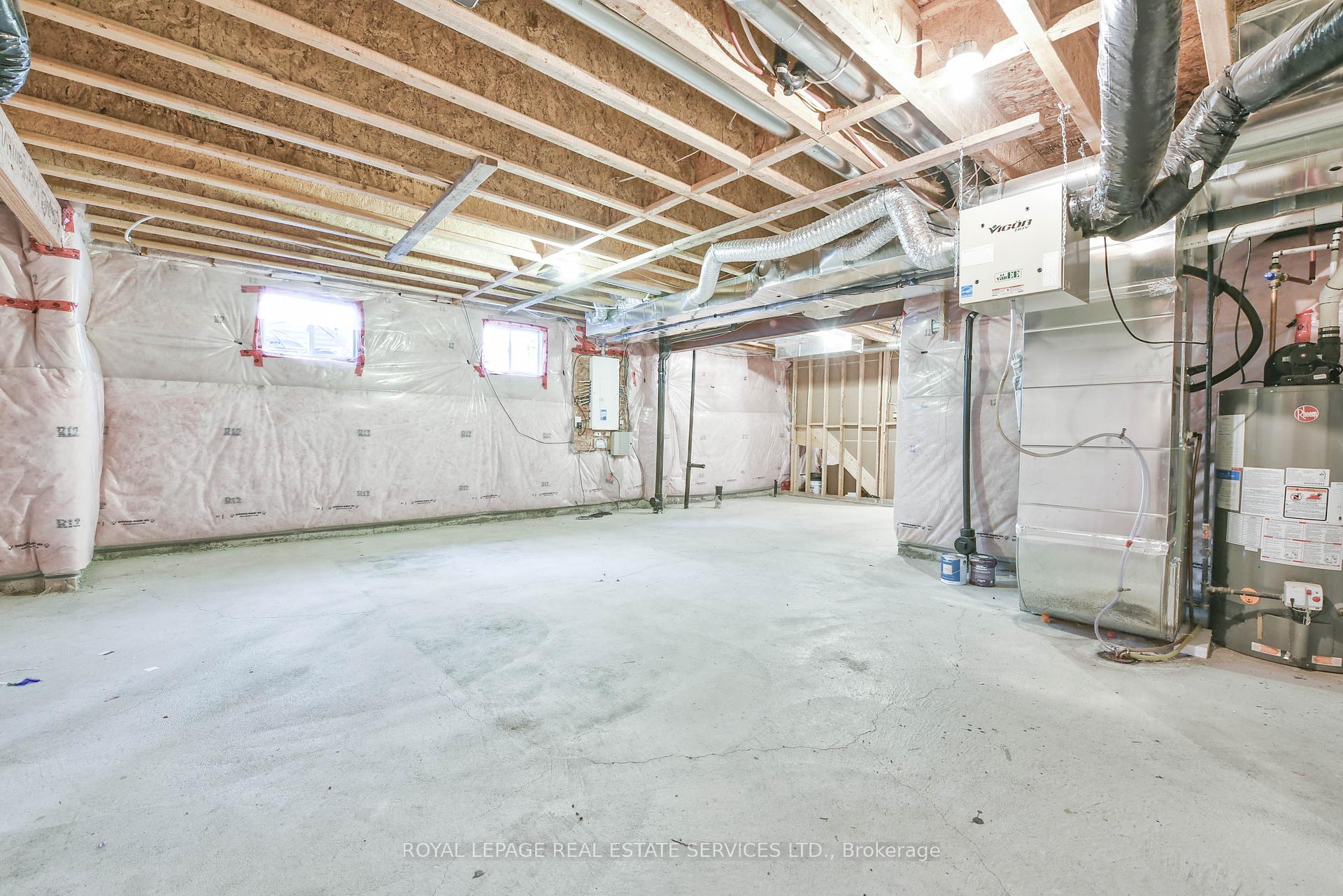 Photo 39 of 1020 Diefenbaker Street, Milton, Willmott — HOMEH