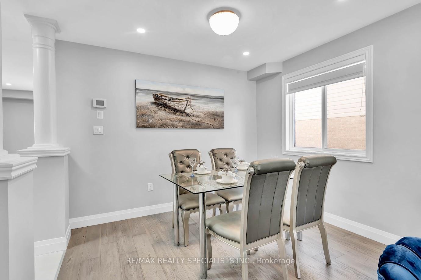 Photo 9 of 92 Pebblecreek Drive, Kitchener, Grand River South — HOMEH