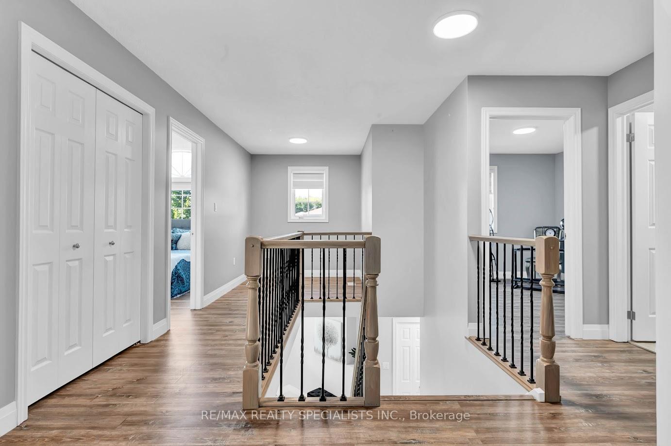 Photo 22 of 92 Pebblecreek Drive, Kitchener, Grand River South — HOMEH