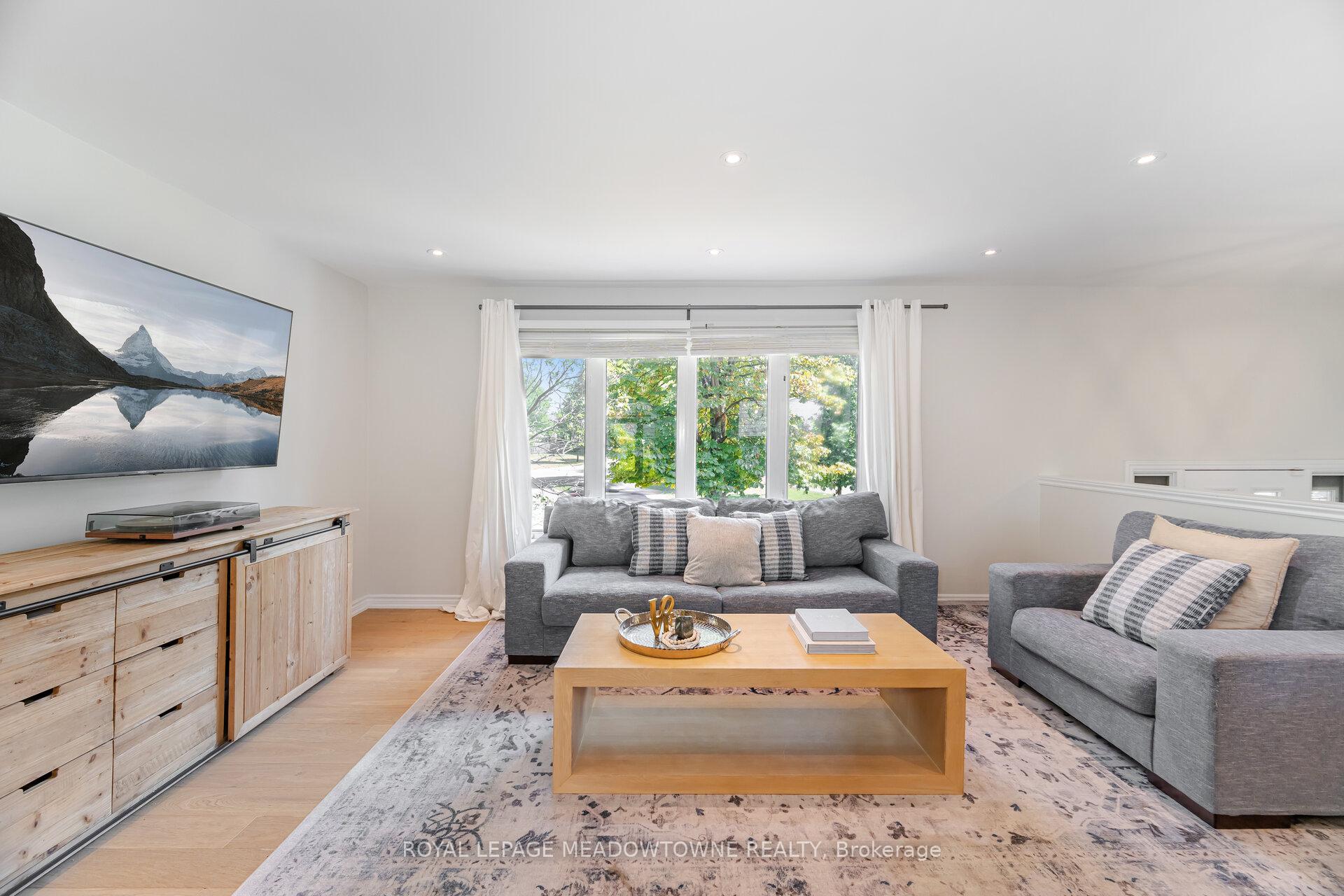 Photo 6 of 653 Joyce Boulevard, Milton, Dorset Park — HOMEH