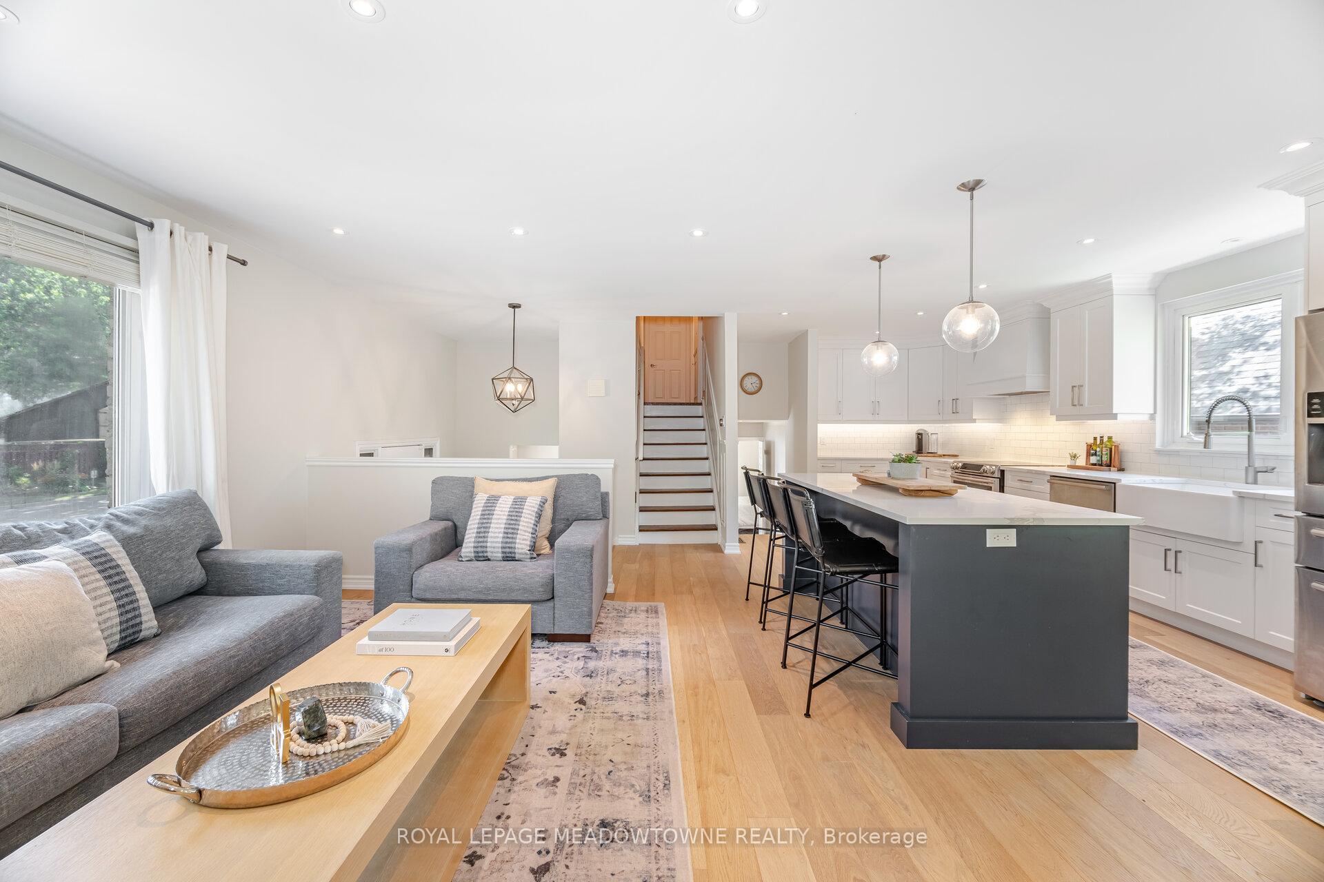 Photo 7 of 653 Joyce Boulevard, Milton, Dorset Park — HOMEH