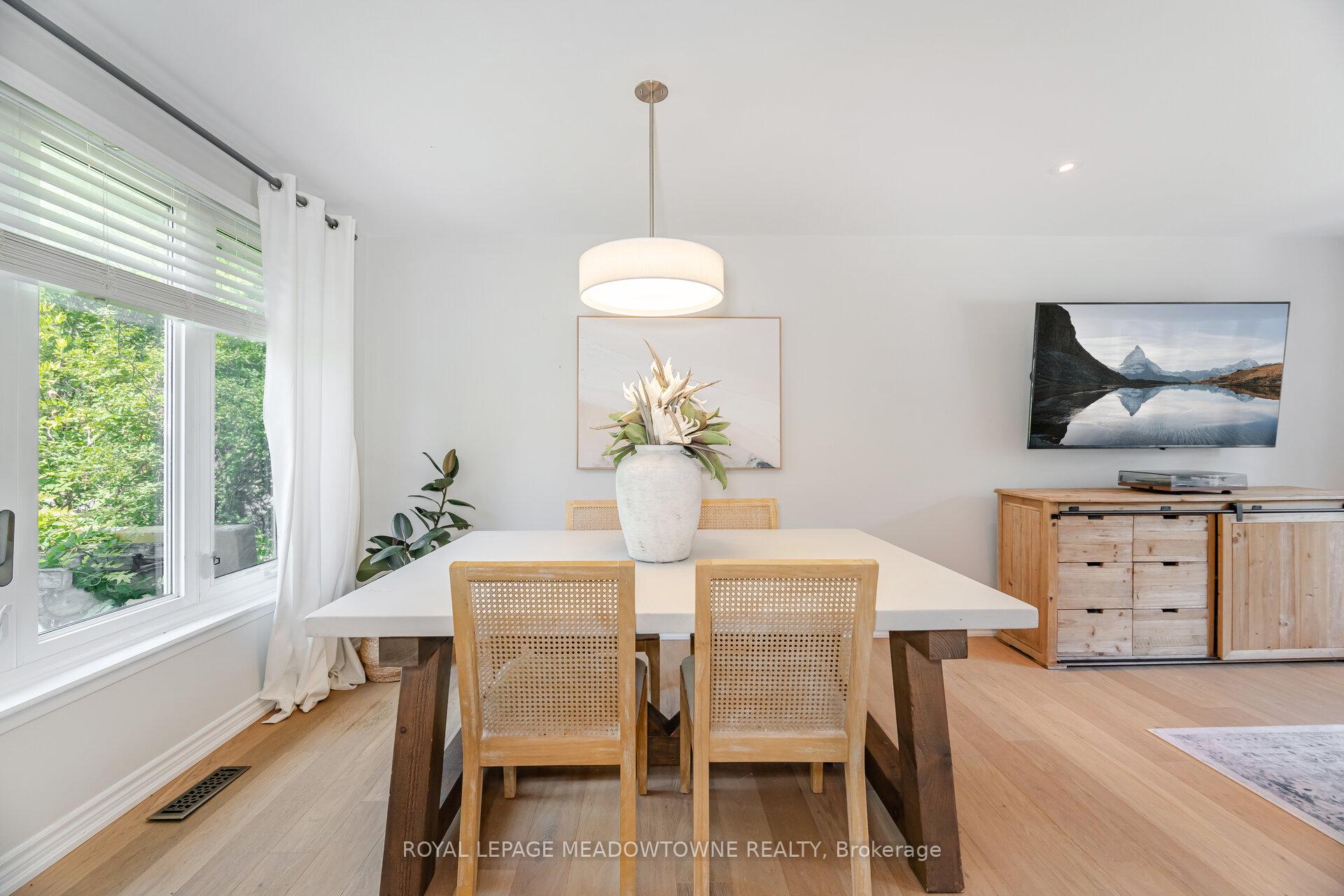 Photo 10 of 653 Joyce Boulevard, Milton, Dorset Park — HOMEH