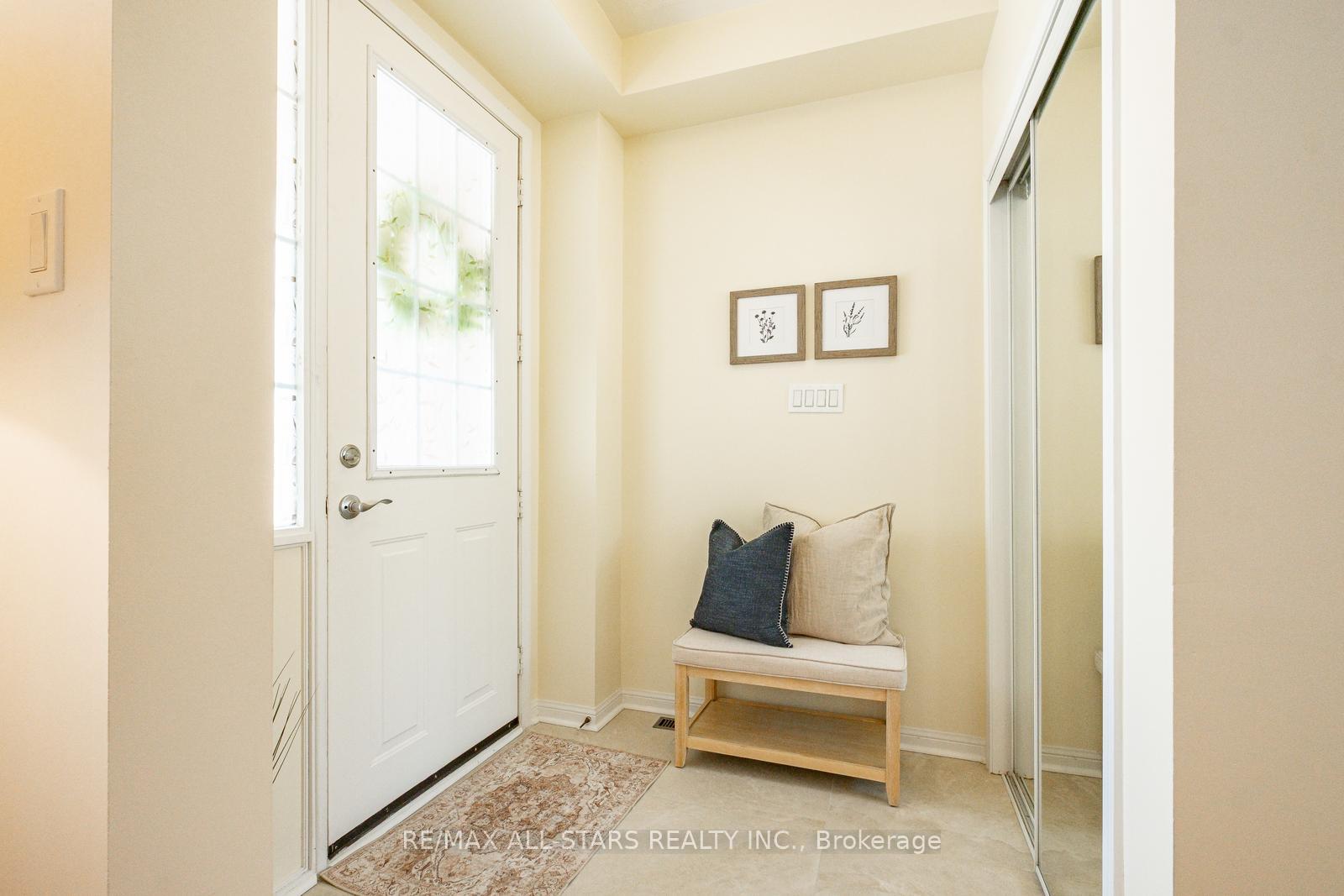 Photo 6 of 107 White's Hill Avenue, Markham, Cornell — HOMEH
