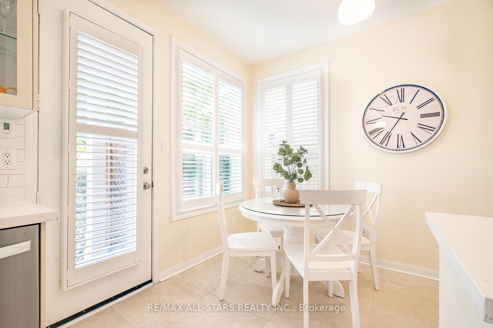 Photo 16 of 107 White's Hill Avenue, Markham, Cornell — HOMEH
