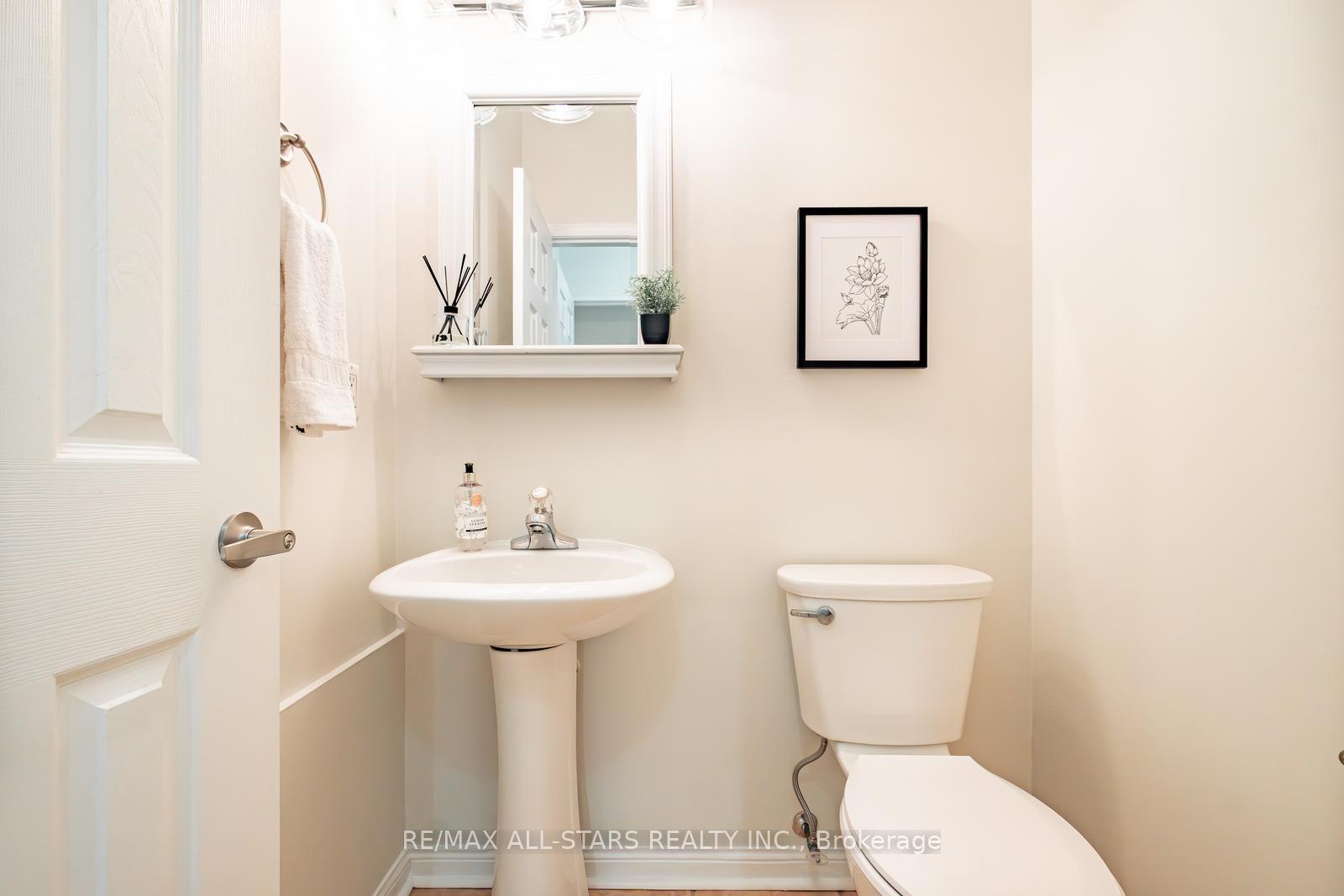 Photo 20 of 107 White's Hill Avenue, Markham, Cornell — HOMEH