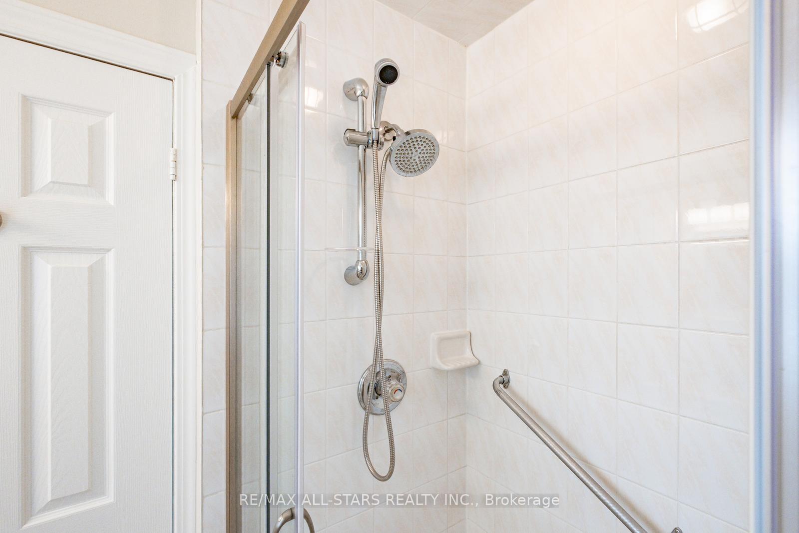 Photo 27 of 107 White's Hill Avenue, Markham, Cornell — HOMEH