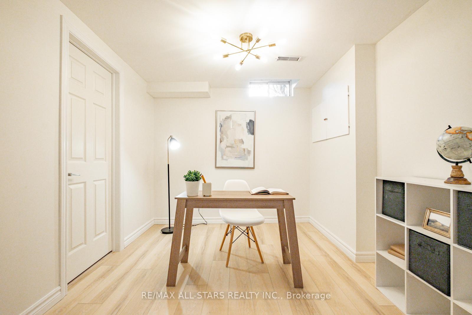 Photo 39 of 107 White's Hill Avenue, Markham, Cornell — HOMEH