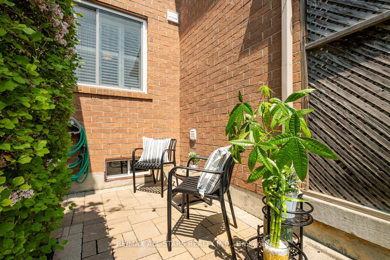 Photo 42 of 107 White's Hill Avenue, Markham, Cornell — HOMEH