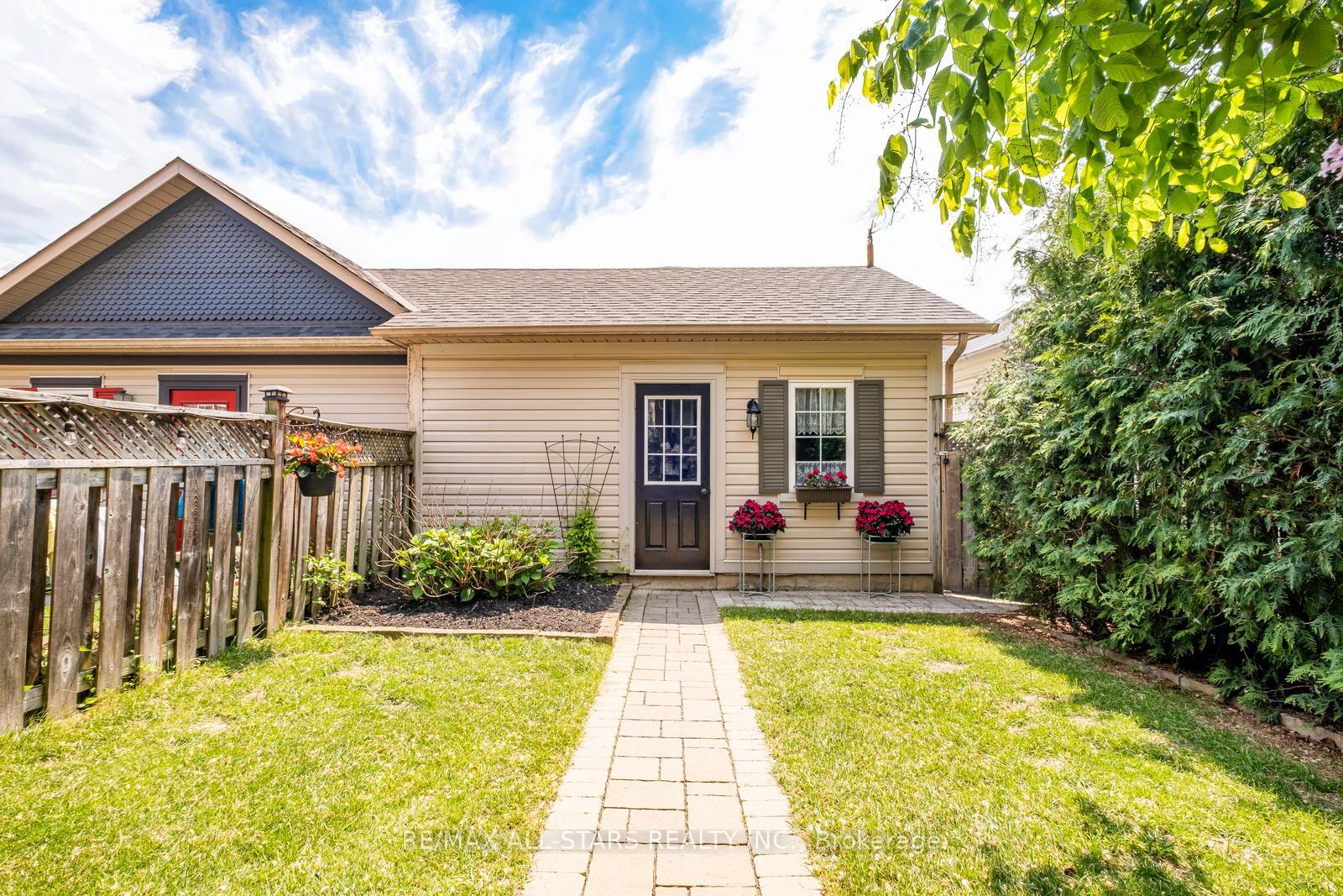 Photo 44 of 107 White's Hill Avenue, Markham, Cornell — HOMEH