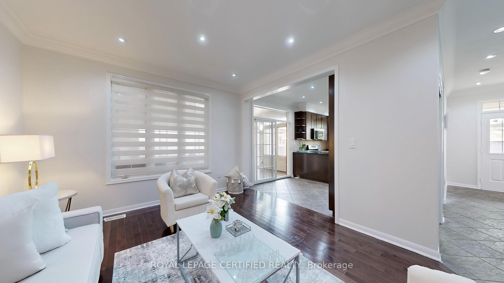Photo 10 of 169 Fennamore Terrace, Milton, Harrison — HOMEH