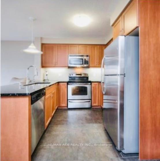 Photo 3 of 122 Rochefort Street, Kitchener — HOMEH