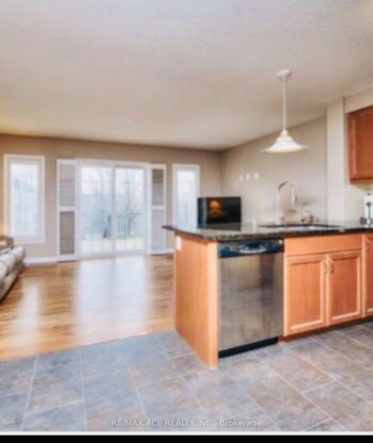 Photo 5 of 122 Rochefort Street, Kitchener — HOMEH