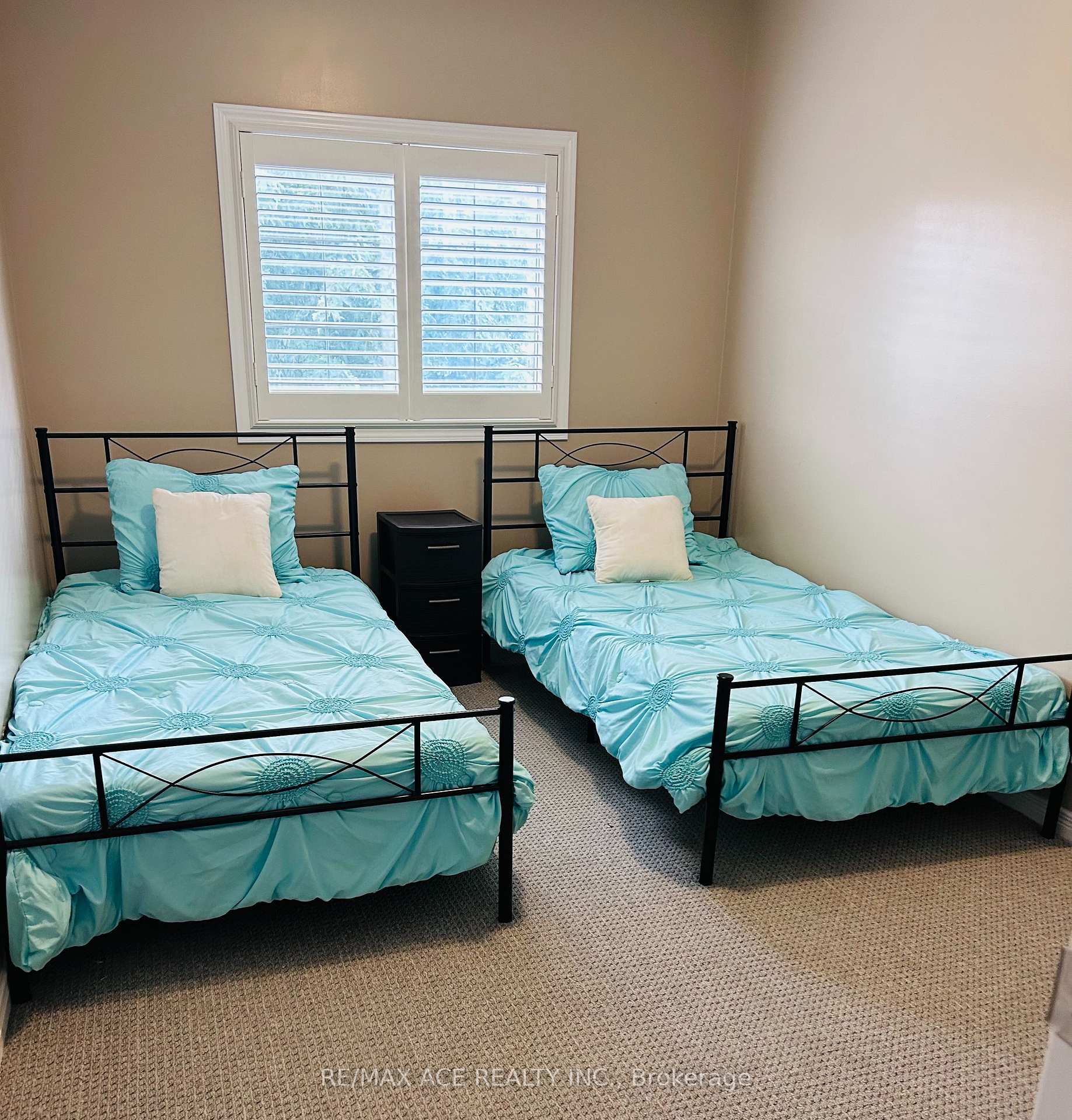 Photo 11 of 122 Rochefort Street, Kitchener — HOMEH