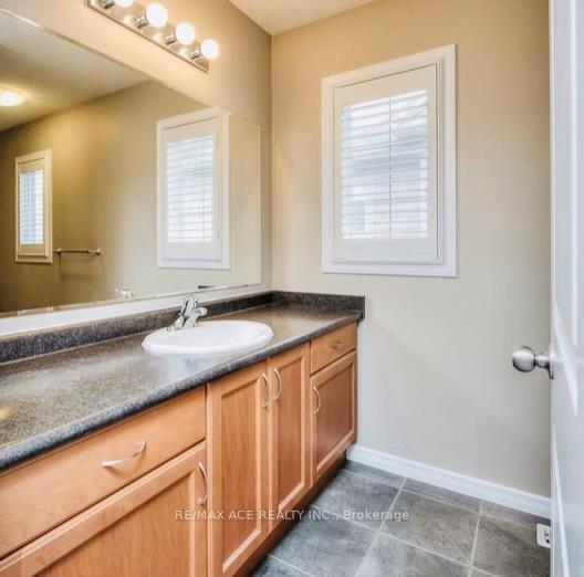 Photo 13 of 122 Rochefort Street, Kitchener — HOMEH