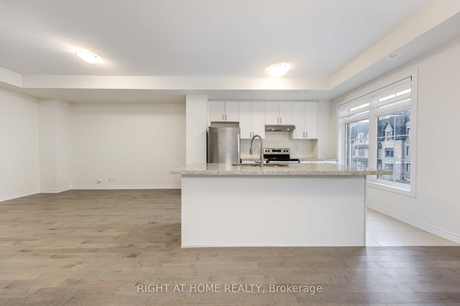 Photo 4 of 88 William Shearn Crescent, Markham, Angus Glen — HOMEH