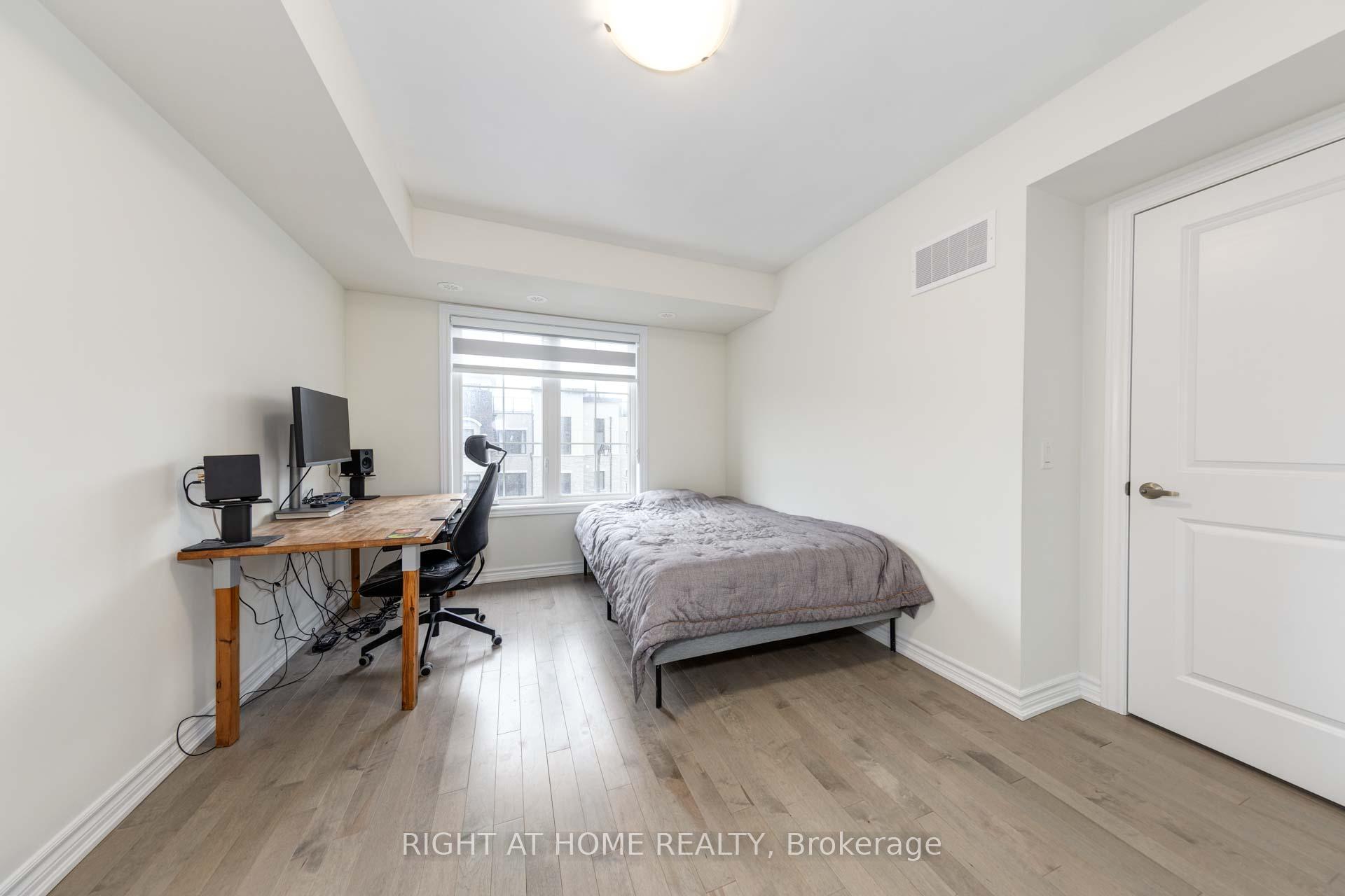 Photo 8 of 88 William Shearn Crescent, Markham, Angus Glen — HOMEH