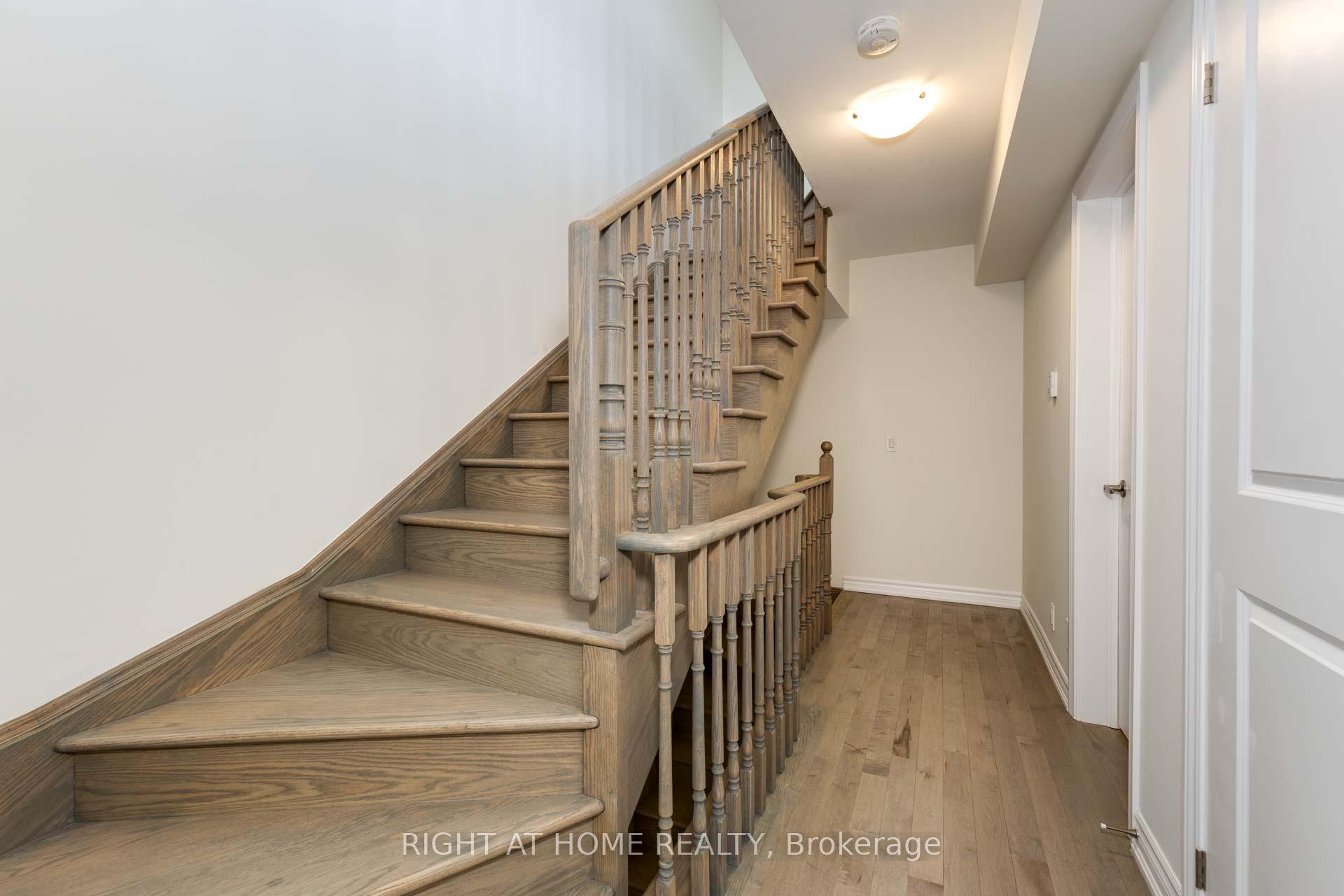 Photo 12 of 88 William Shearn Crescent, Markham, Angus Glen — HOMEH