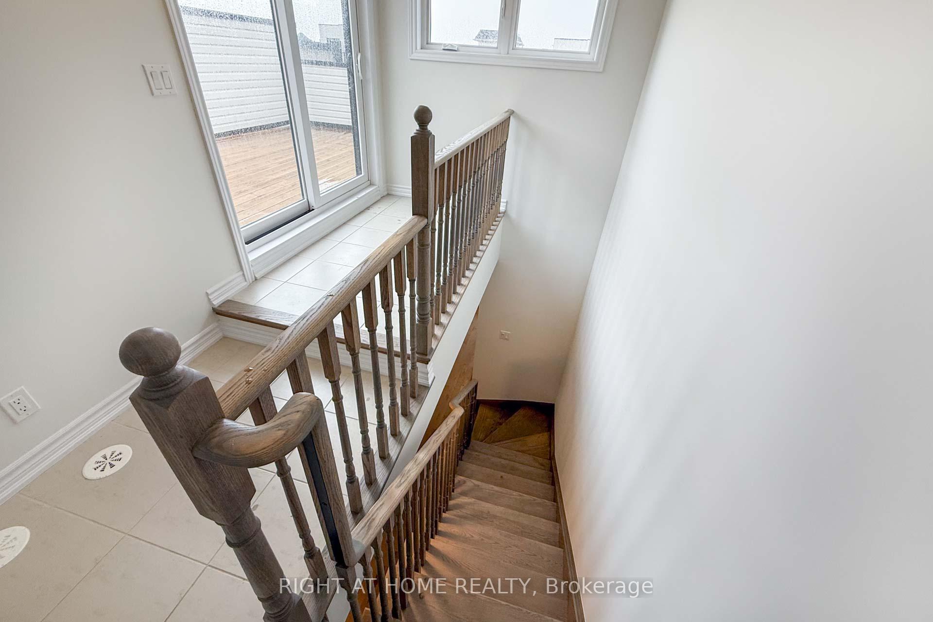 Photo 13 of 88 William Shearn Crescent, Markham, Angus Glen — HOMEH
