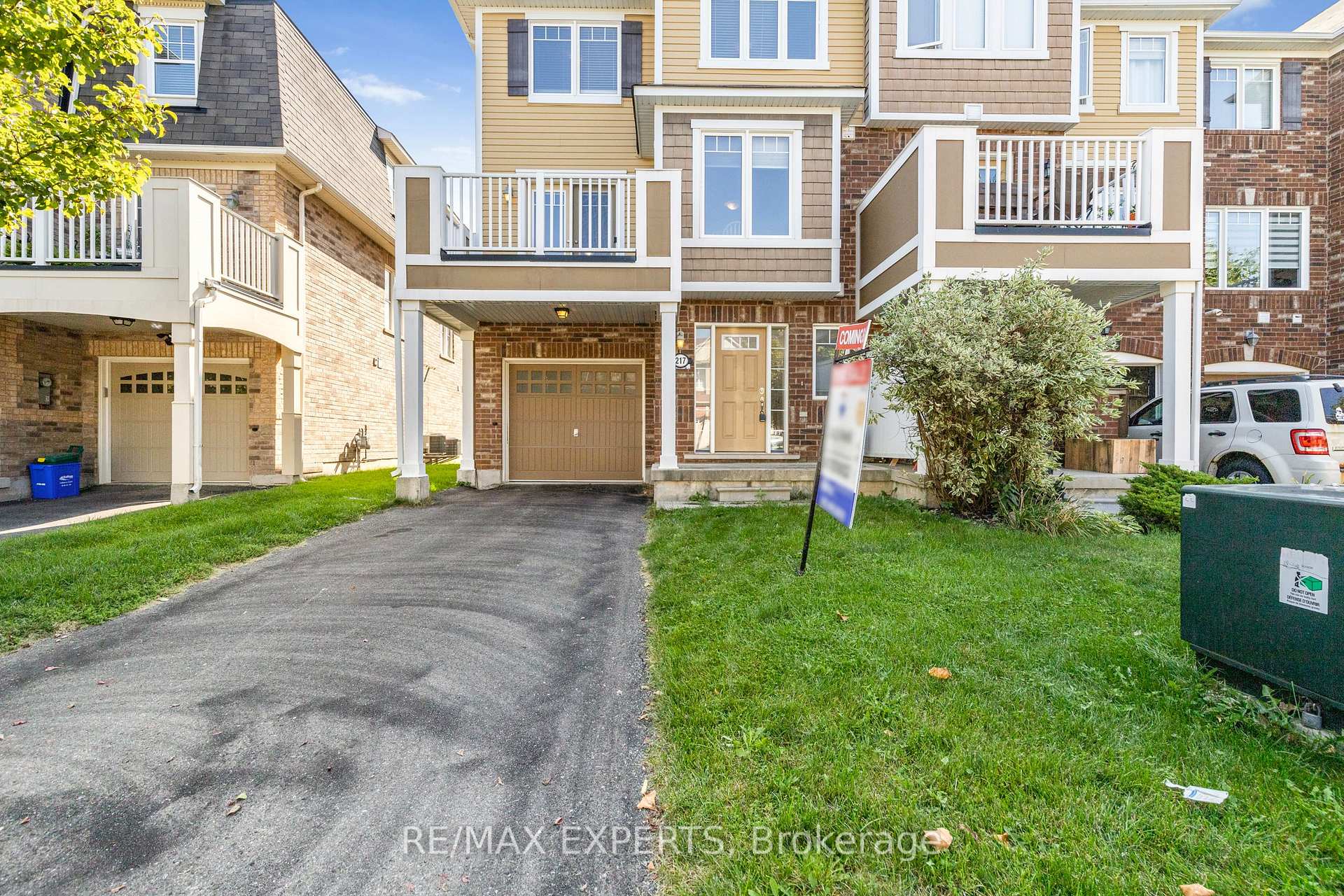 Photo 2 of 217 Woodley Crescent, Milton, Willmott — HOMEH