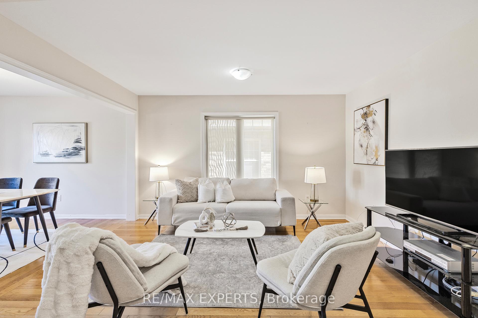 Photo 5 of 217 Woodley Crescent, Milton, Willmott — HOMEH