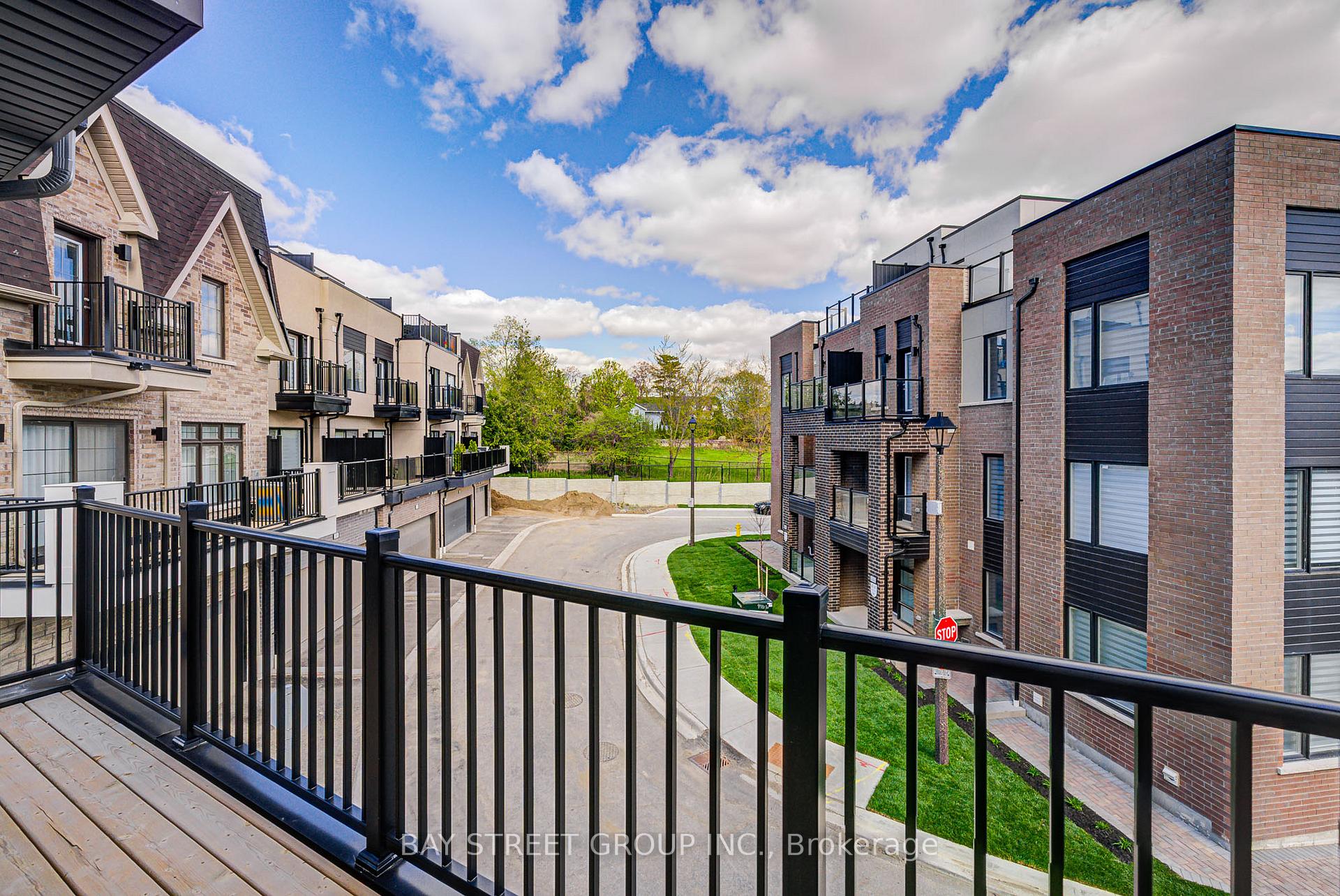 Photo 6 of 149 Yorkton Boulevard, Markham, Angus Glen — HOMEH