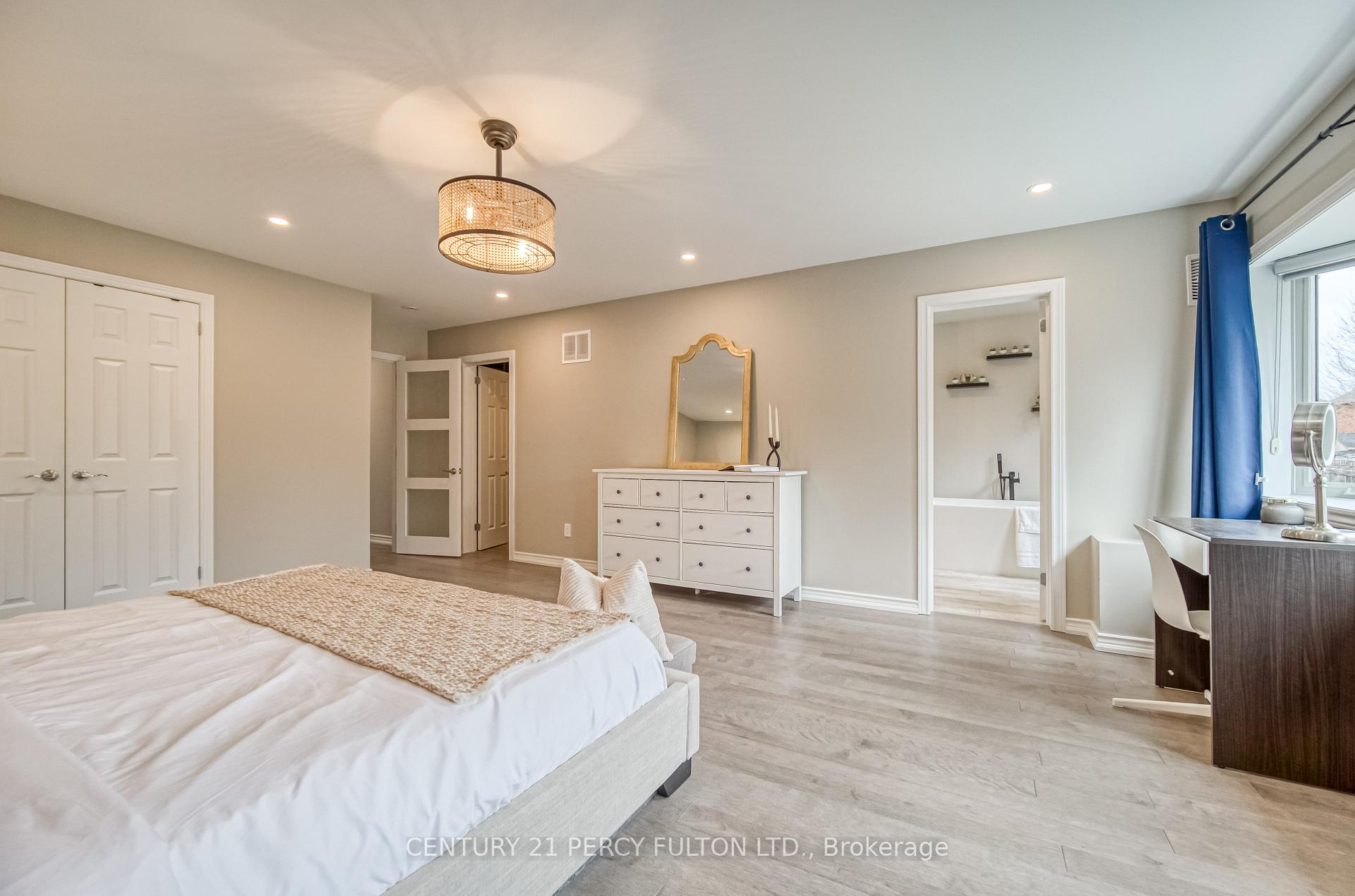 Photo 19 of 69 Ray Street, Markham, Village Green-South Unionville — HOMEH