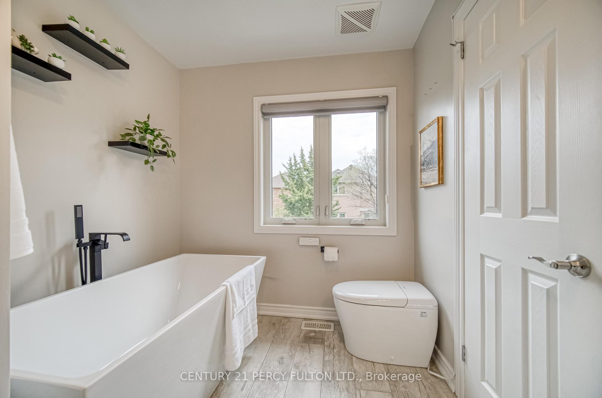 Photo 23 of 69 Ray Street, Markham, Village Green-South Unionville — HOMEH