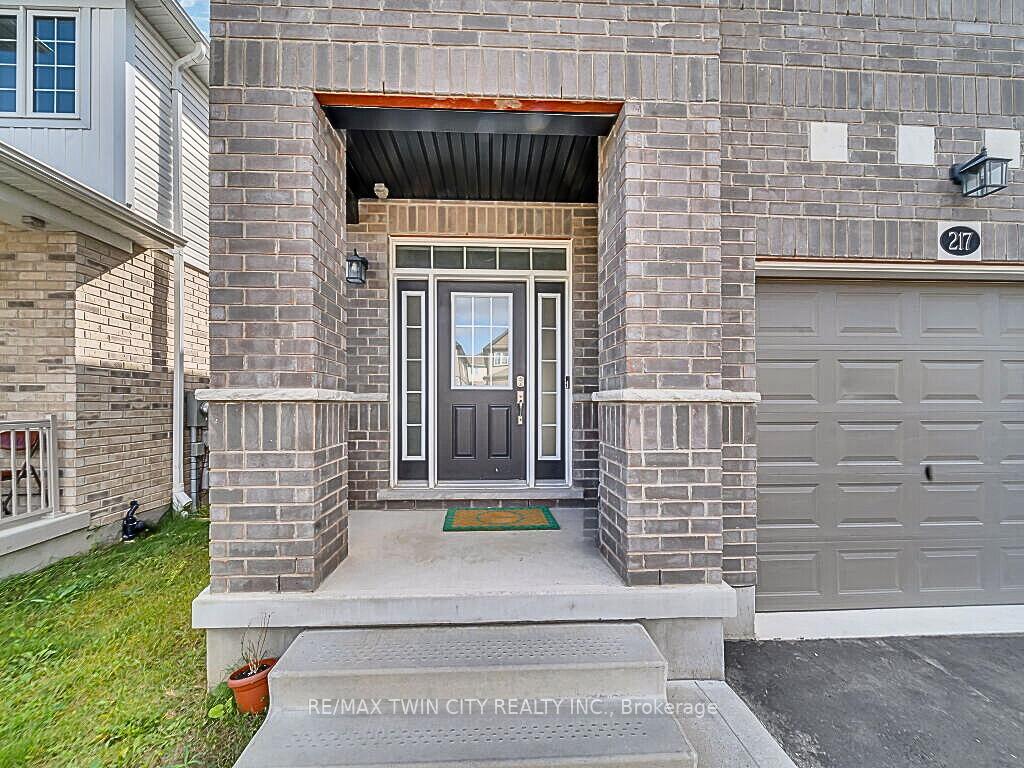 Photo 1 of 217 Sedgewood Street, Kitchener — HOMEH