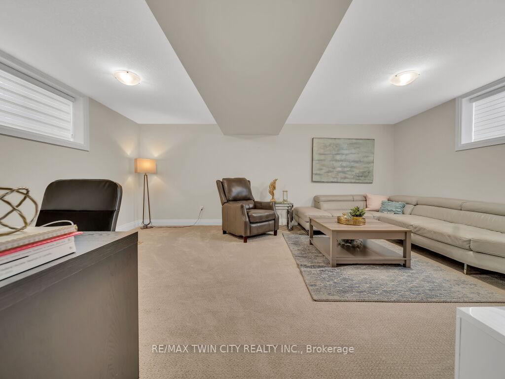 Photo 24 of 217 Sedgewood Street, Kitchener — HOMEH