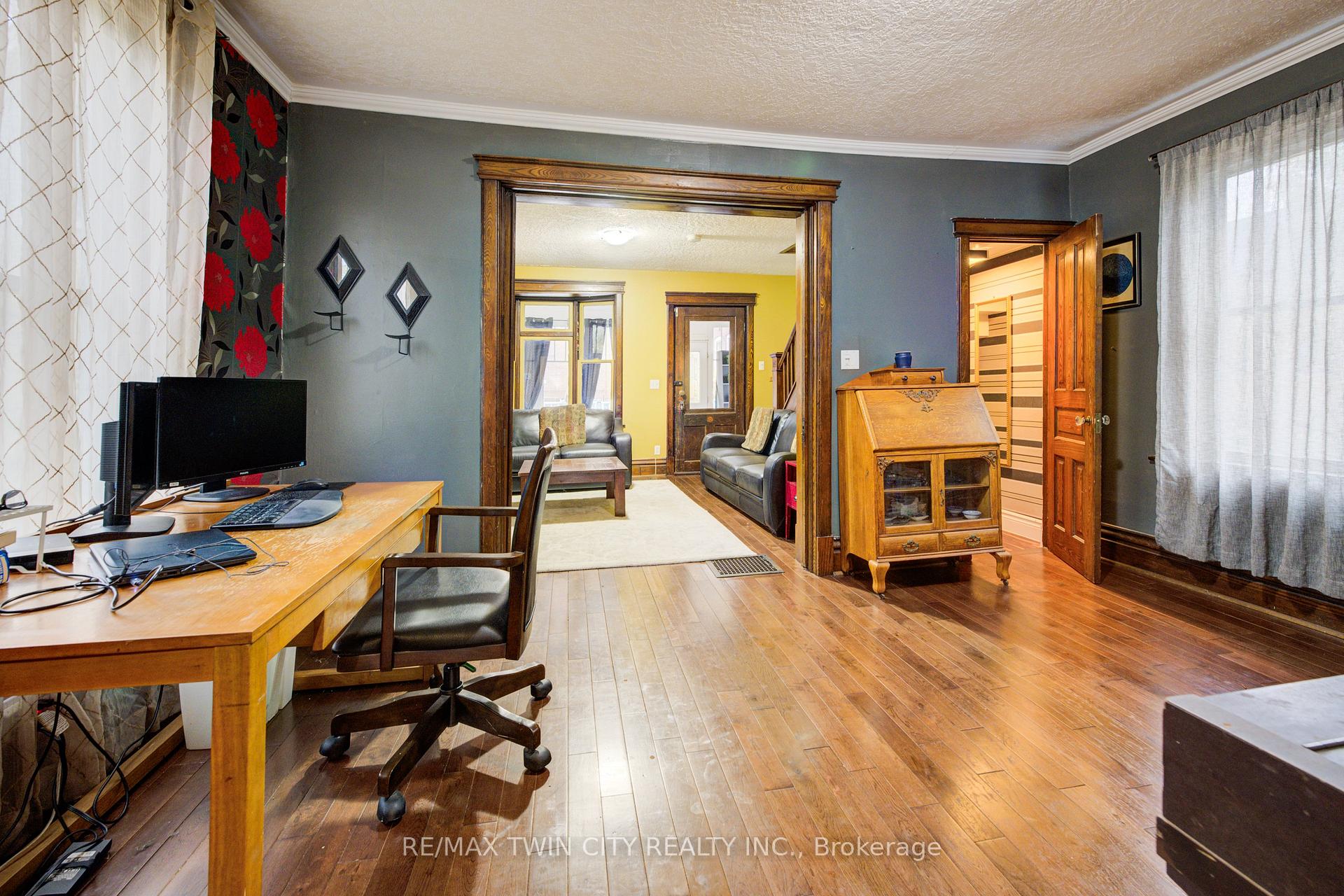 Photo 10 of 118 College Street, Kitchener — HOMEH