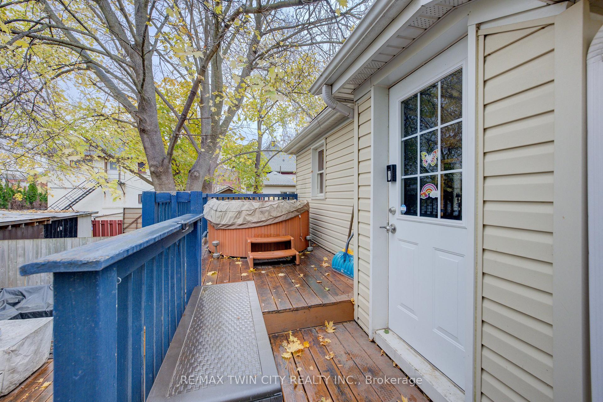 Photo 30 of 118 College Street, Kitchener — HOMEH
