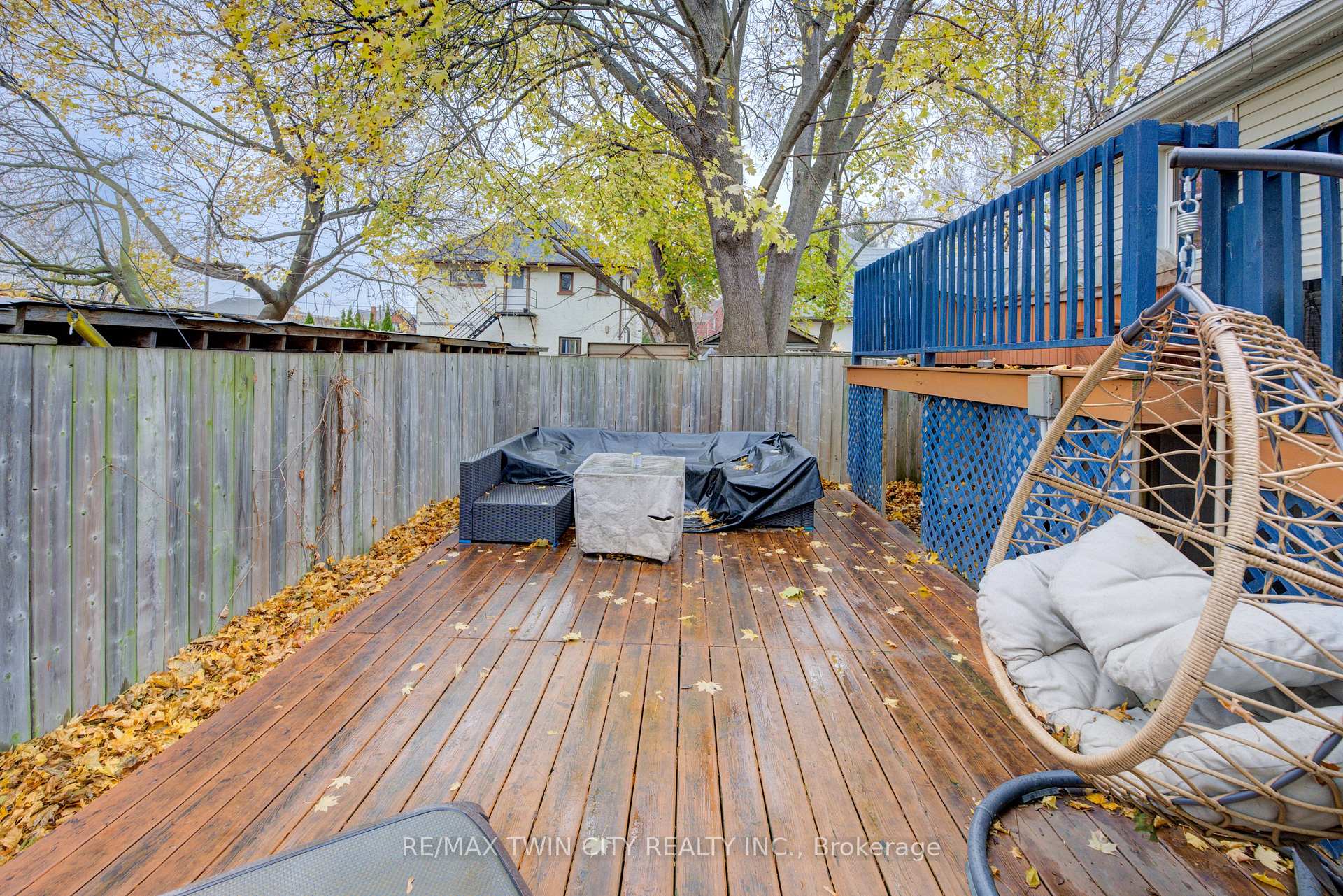 Photo 31 of 118 College Street, Kitchener — HOMEH
