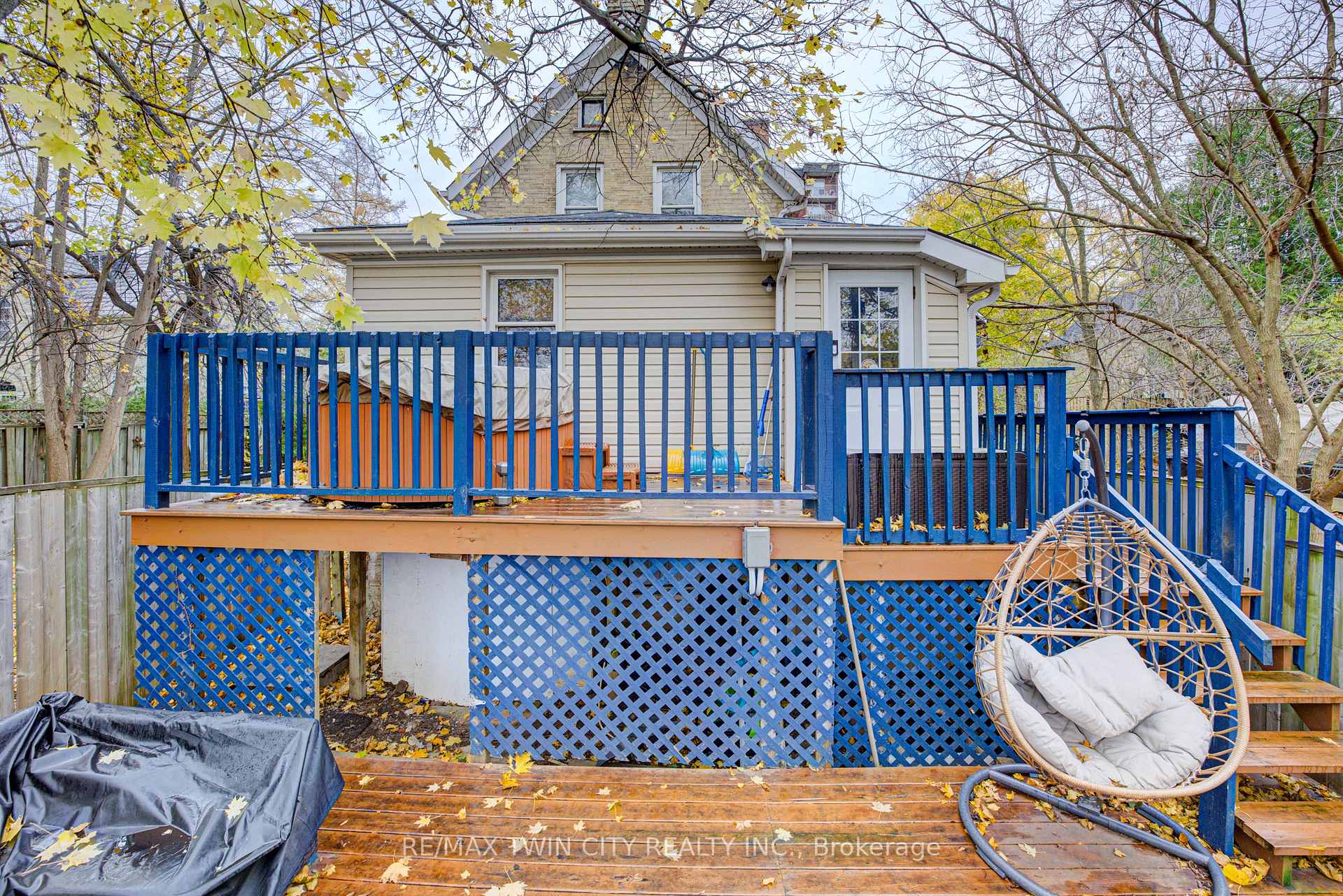 Photo 32 of 118 College Street, Kitchener — HOMEH