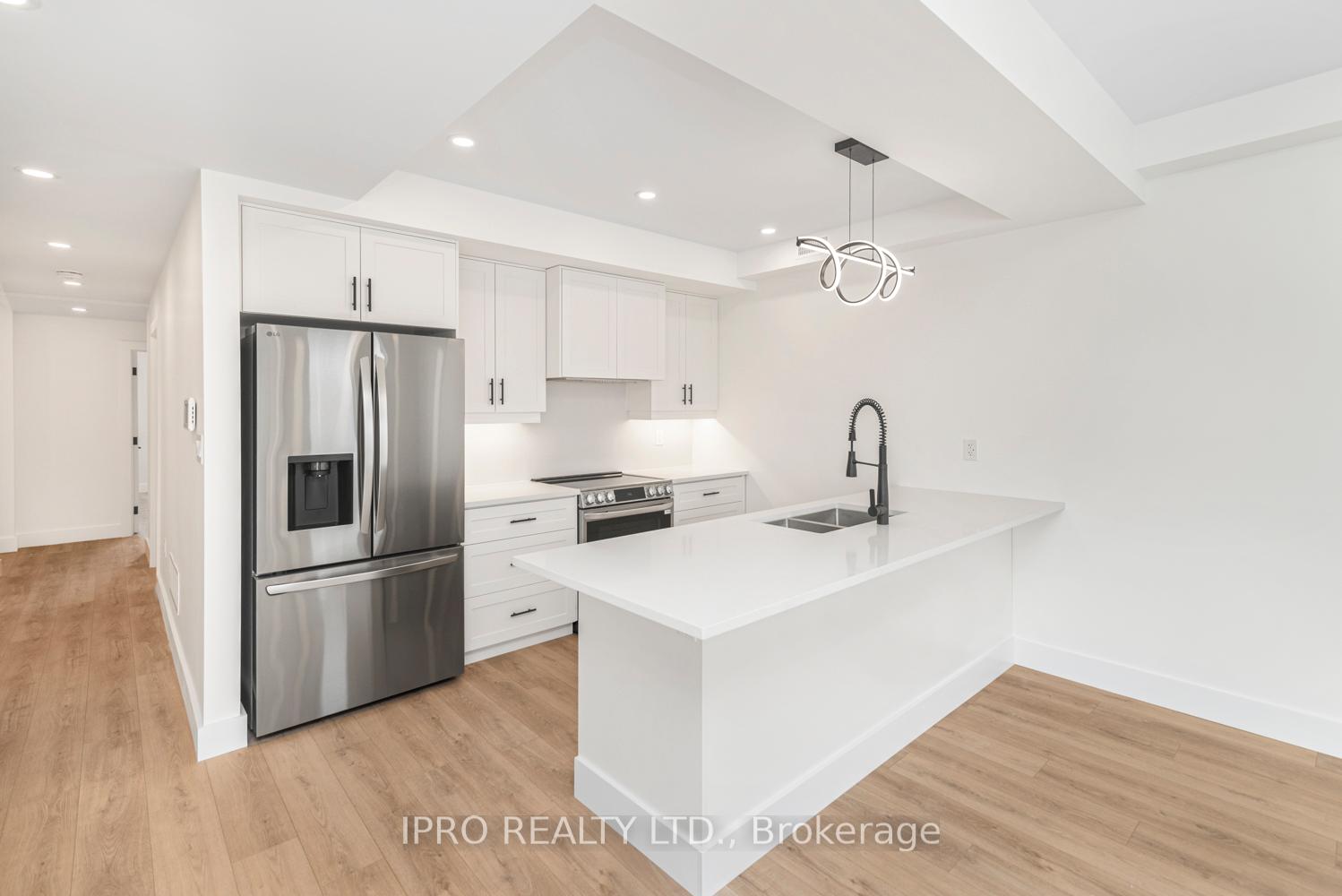 Photo 13 of Unit Main, 34 Crooks Street, Hamilton, Strathcona — HOMEH