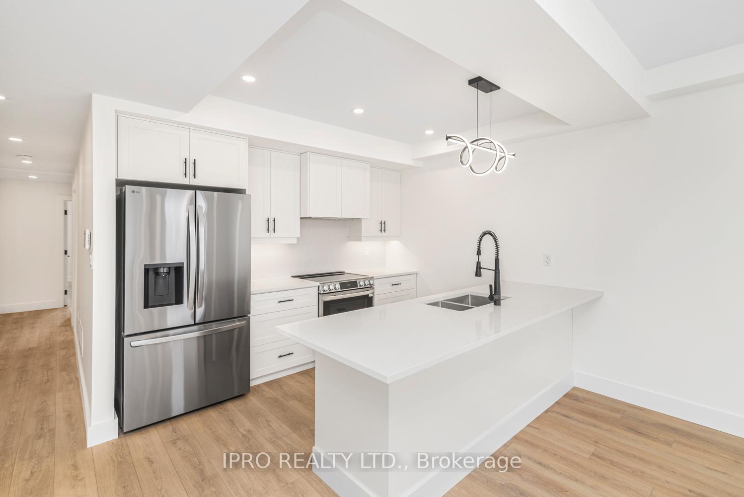 Photo 18 of Unit Main, 34 Crooks Street, Hamilton, Strathcona — HOMEH