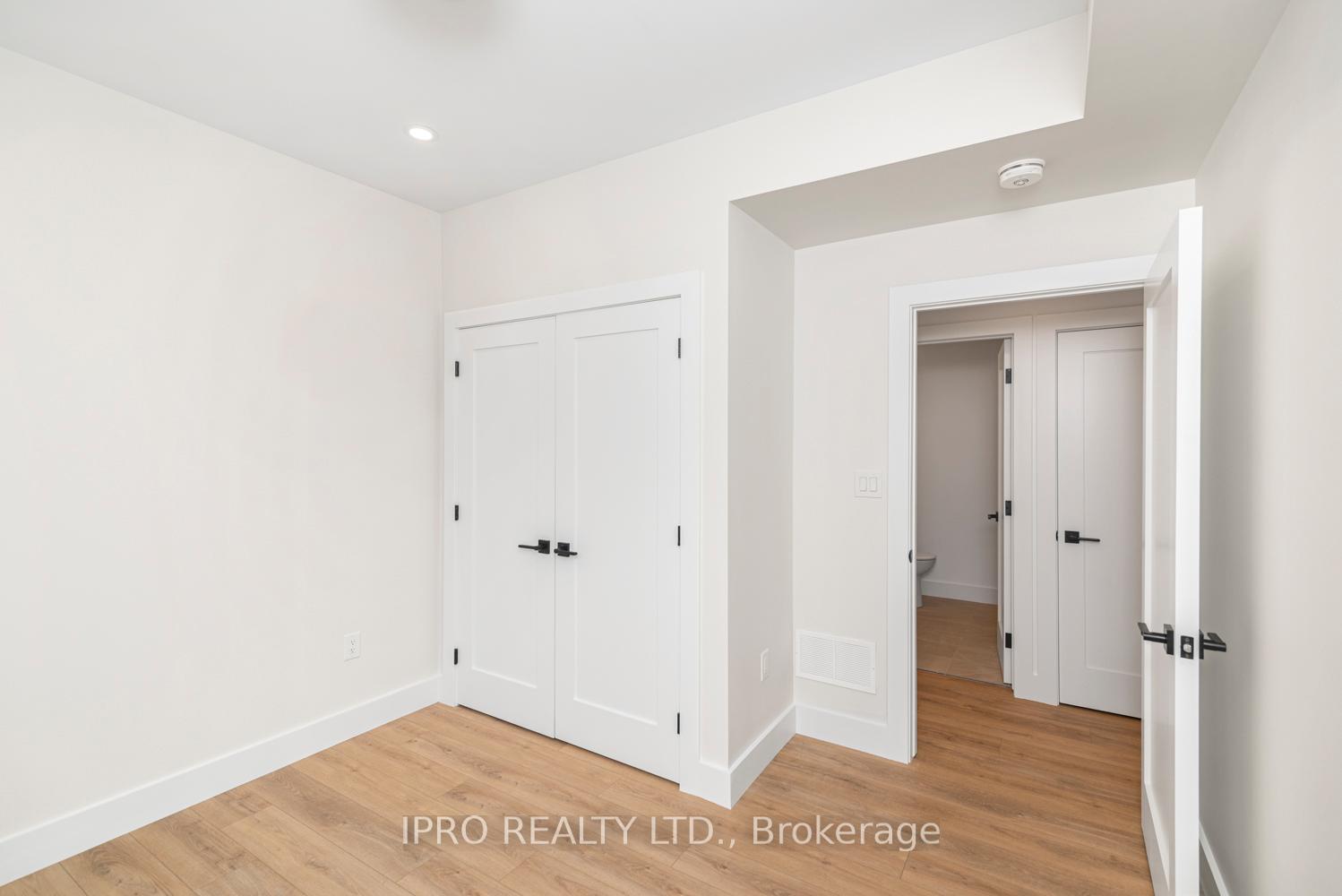 Photo 20 of Unit Main, 34 Crooks Street, Hamilton, Strathcona — HOMEH