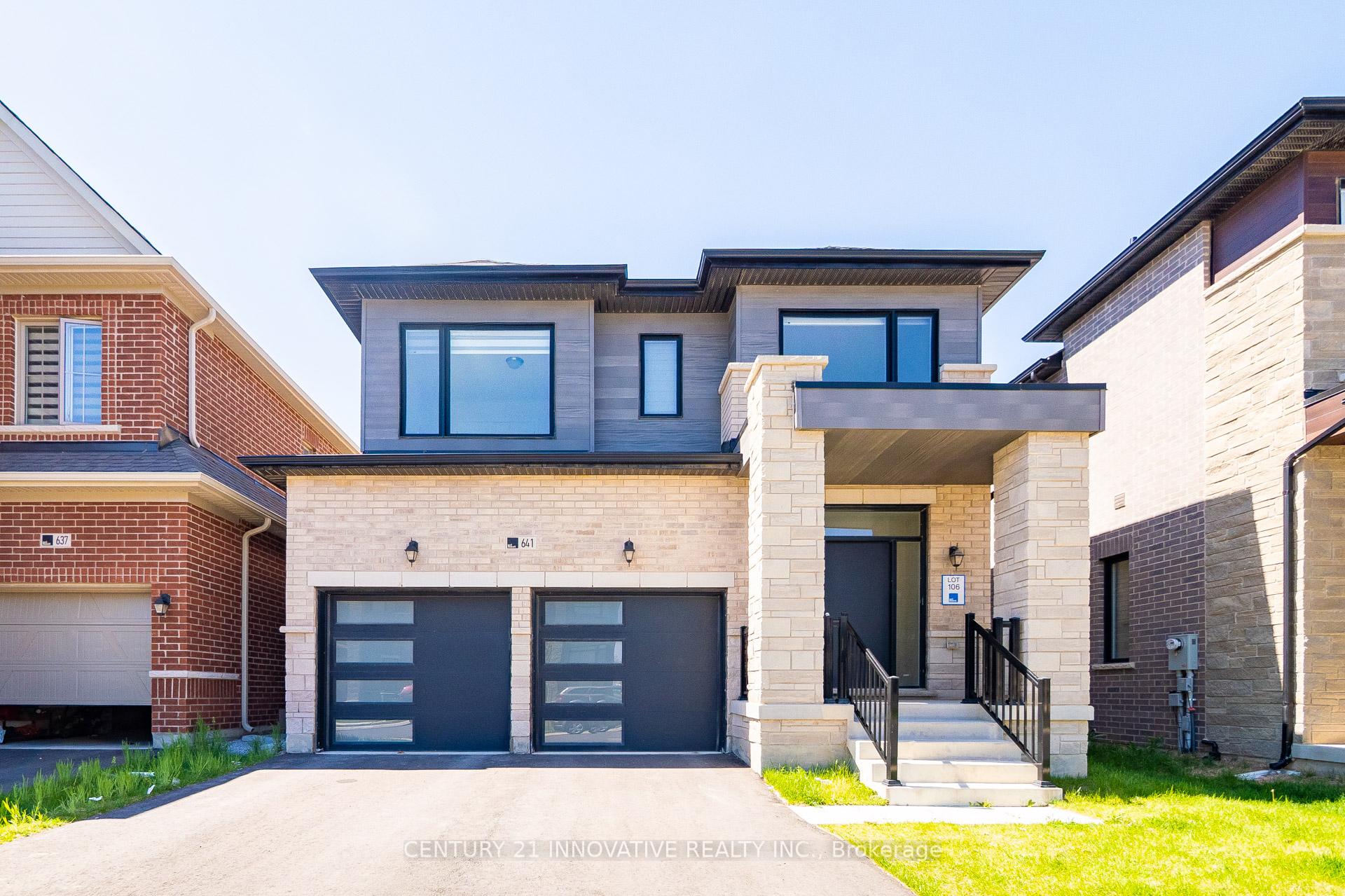 Photo 2 of 641 Etheridge Avenue E, Milton, Cobban — HOMEH