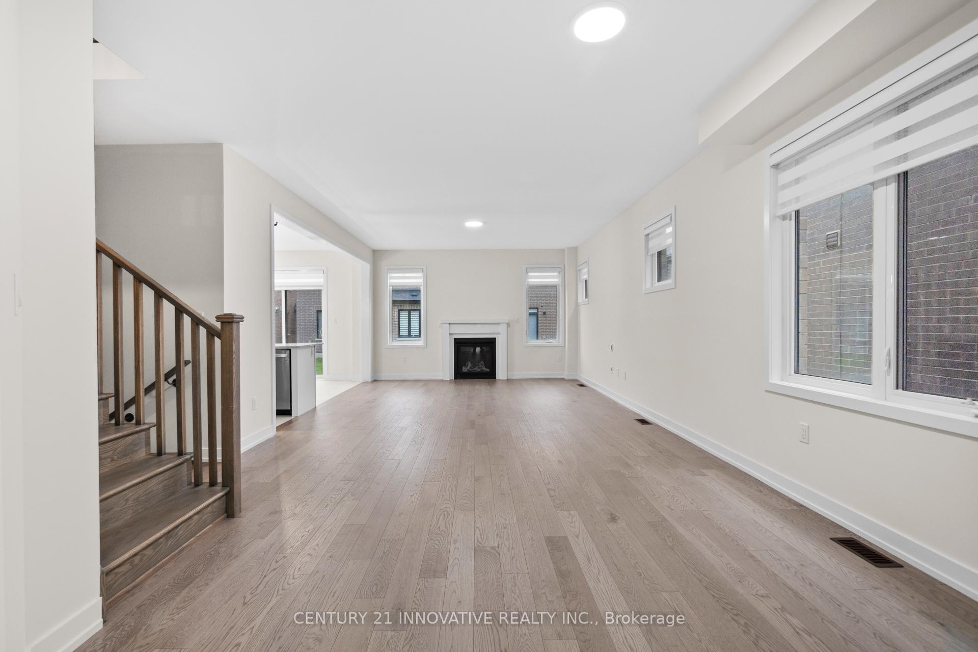 Photo 9 of 641 Etheridge Avenue E, Milton, Cobban — HOMEH