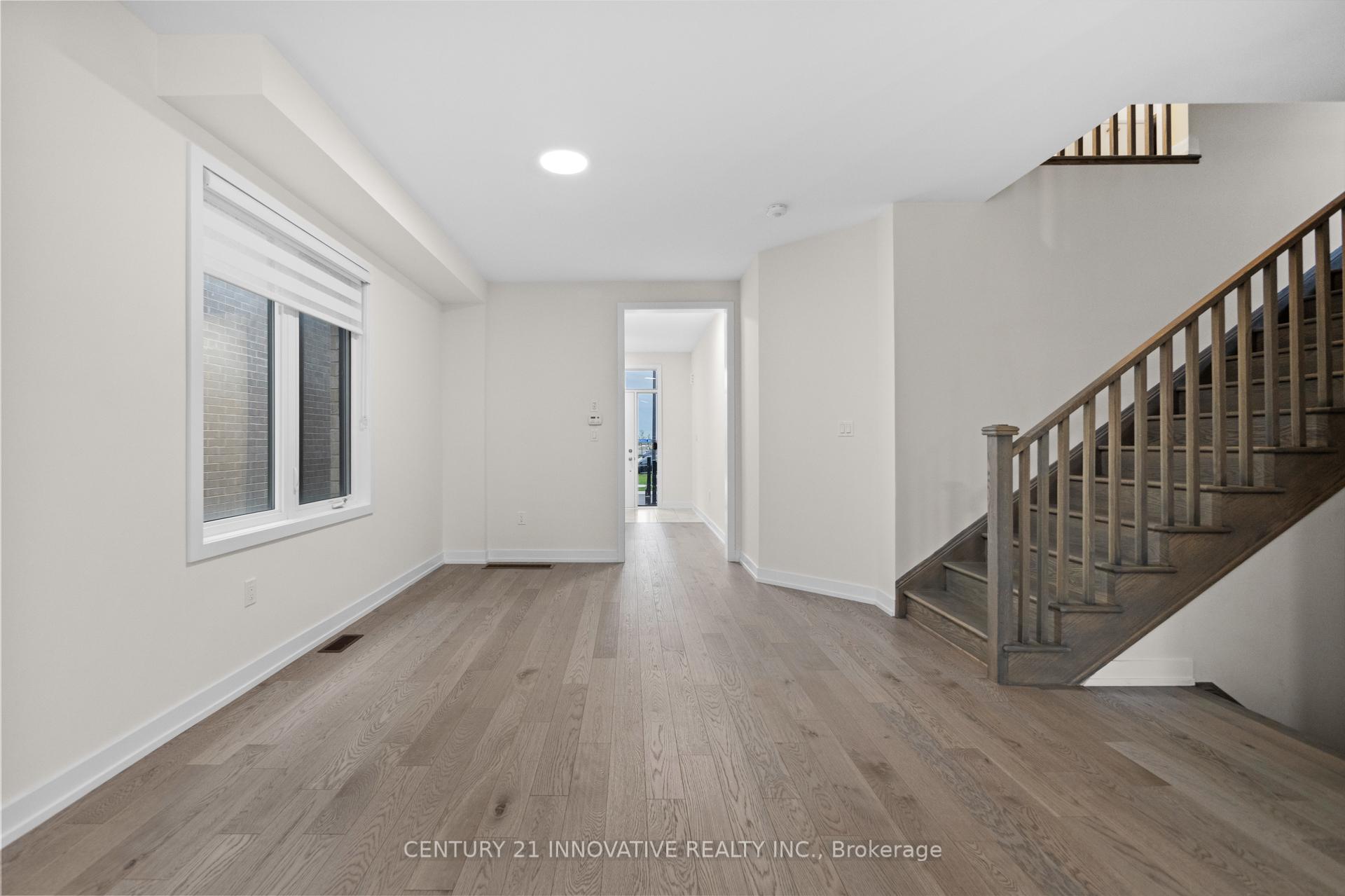 Photo 10 of 641 Etheridge Avenue E, Milton, Cobban — HOMEH
